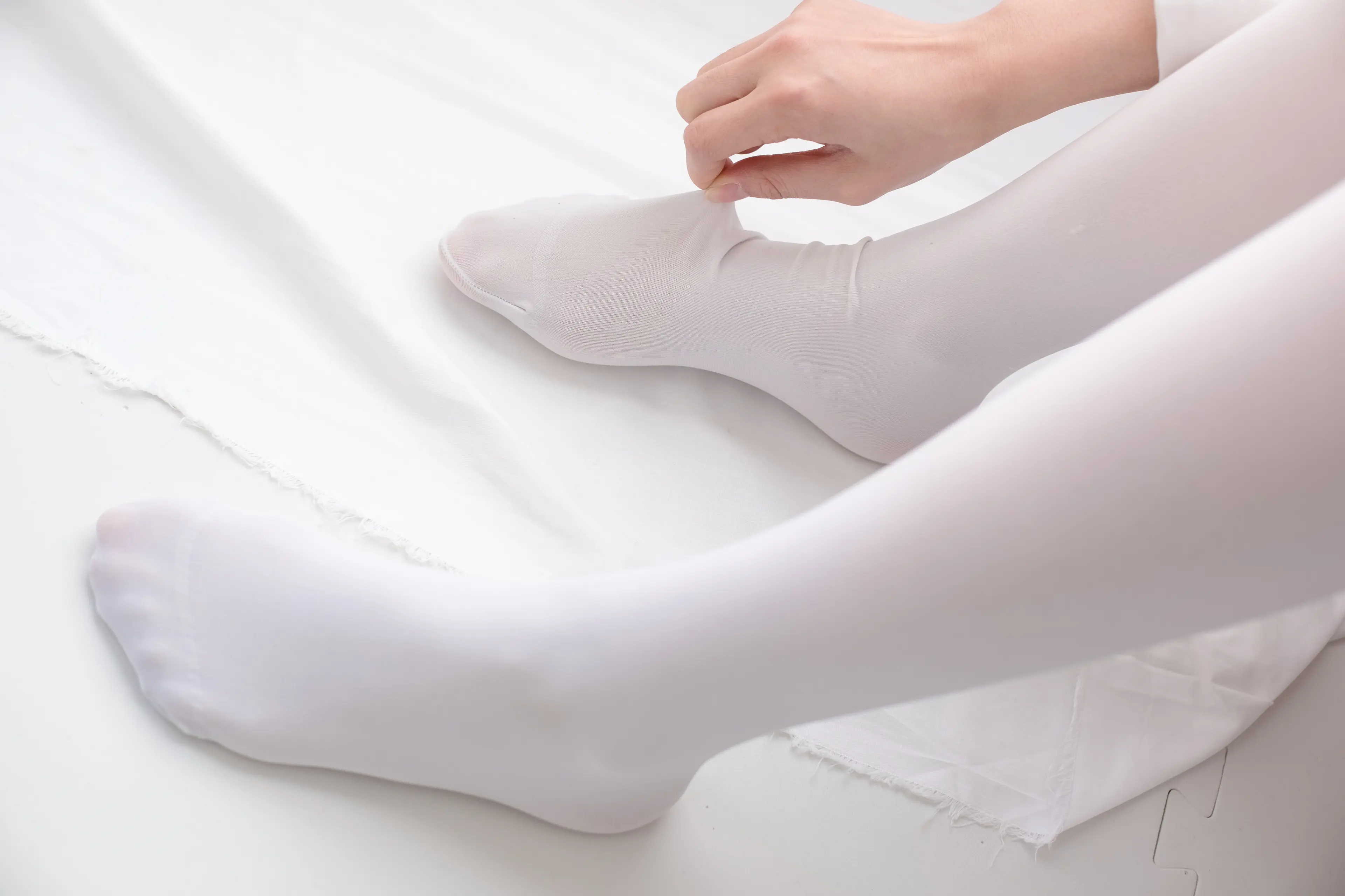 森萝财团 R15 心中的白丝 [114P]