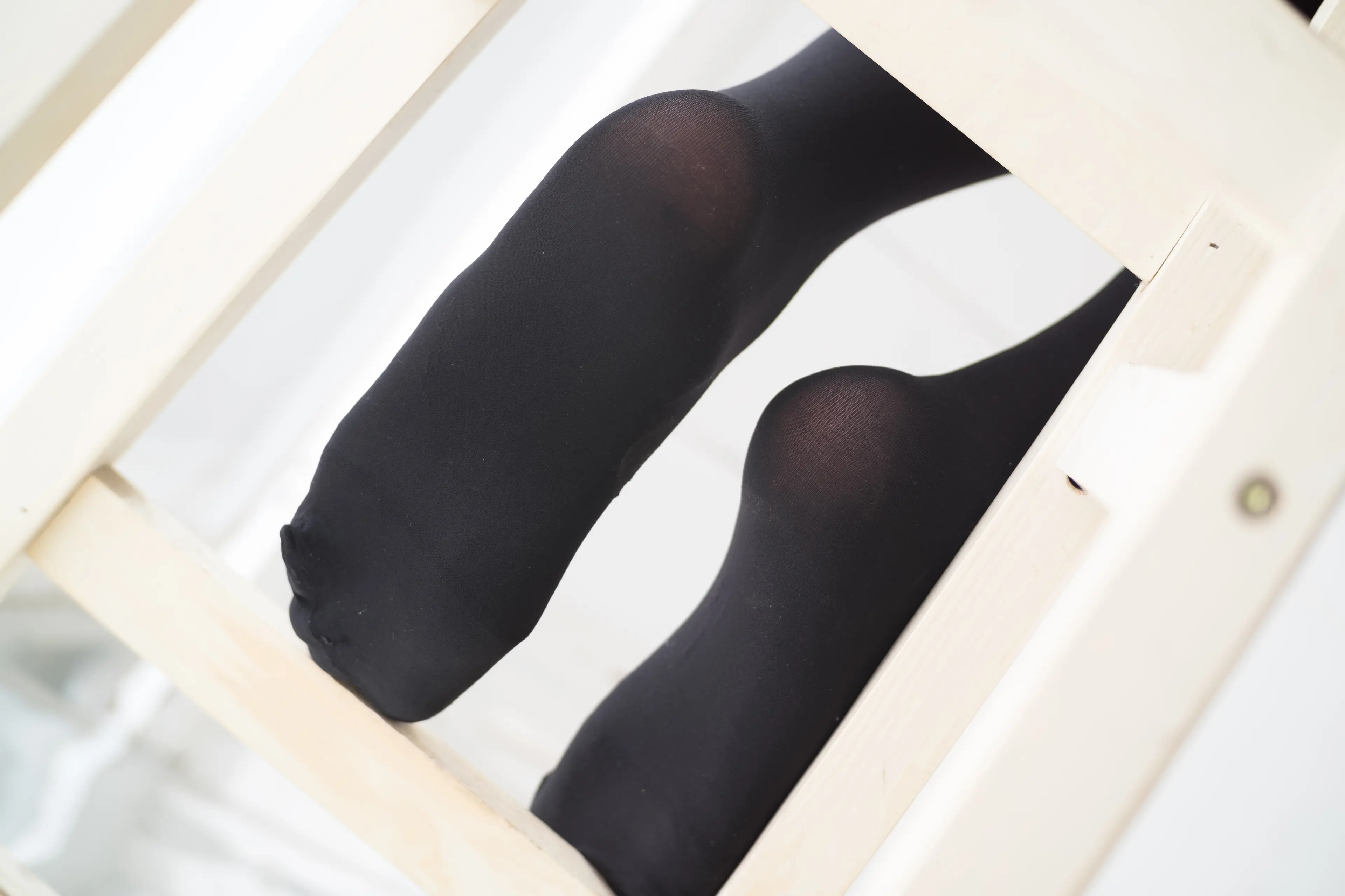 森萝财团 R15 慢慢脱下你的黑丝 [78P]