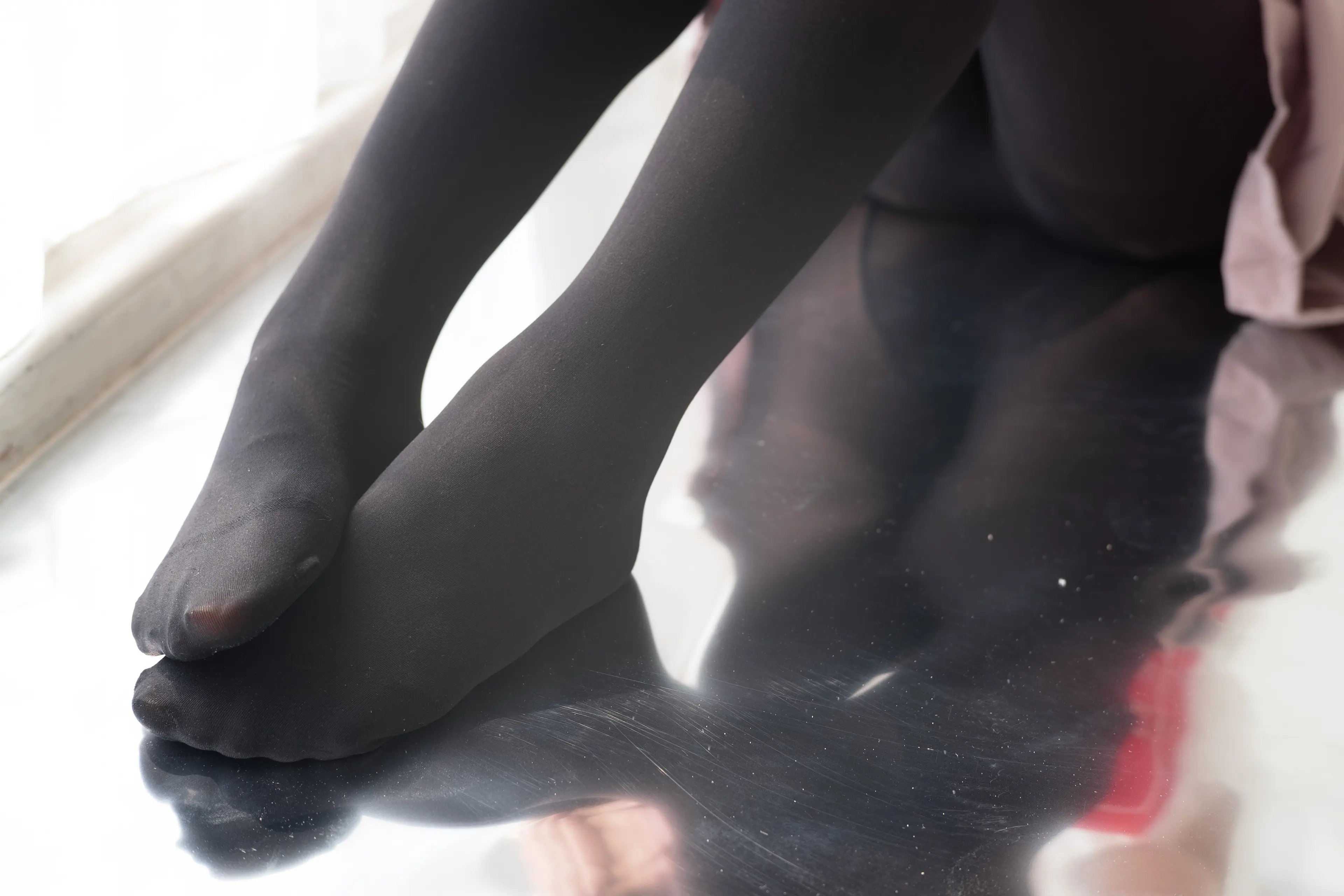 森萝财团 R15 慢慢脱下你的黑丝 [78P]