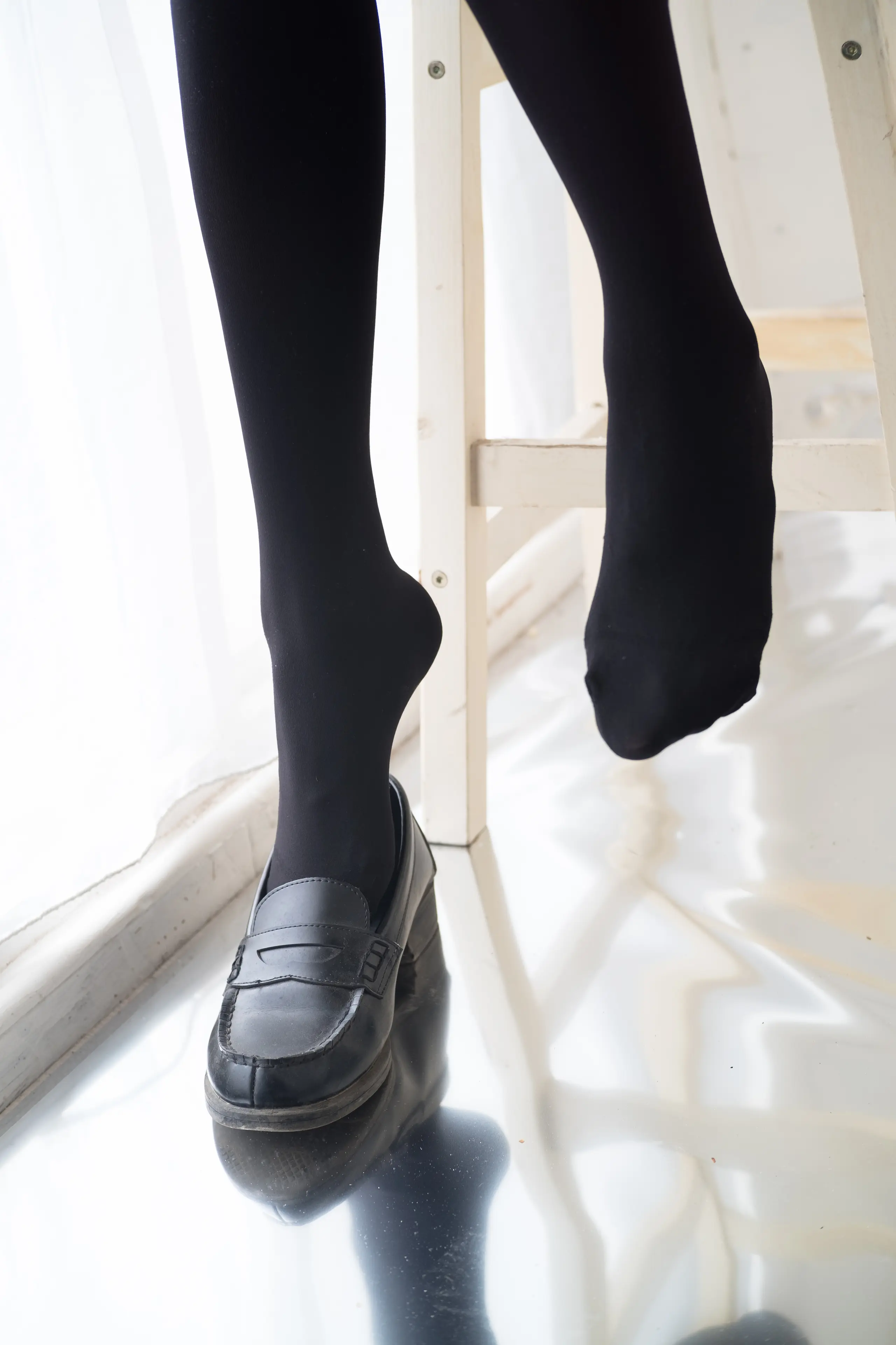 森萝财团 R15 慢慢脱下你的黑丝 [78P]