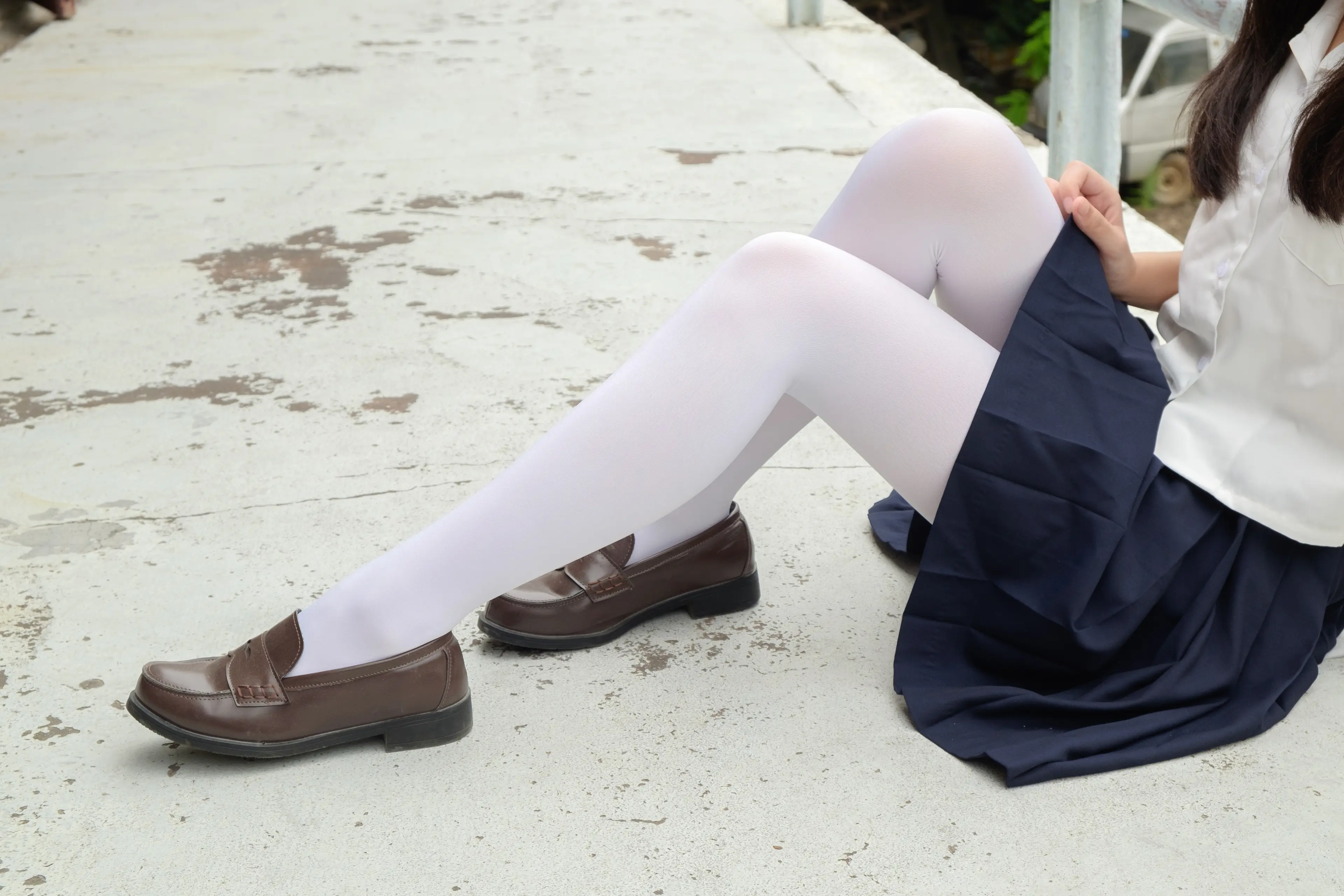 森萝财团 R15 户外白丝秀 [102P]