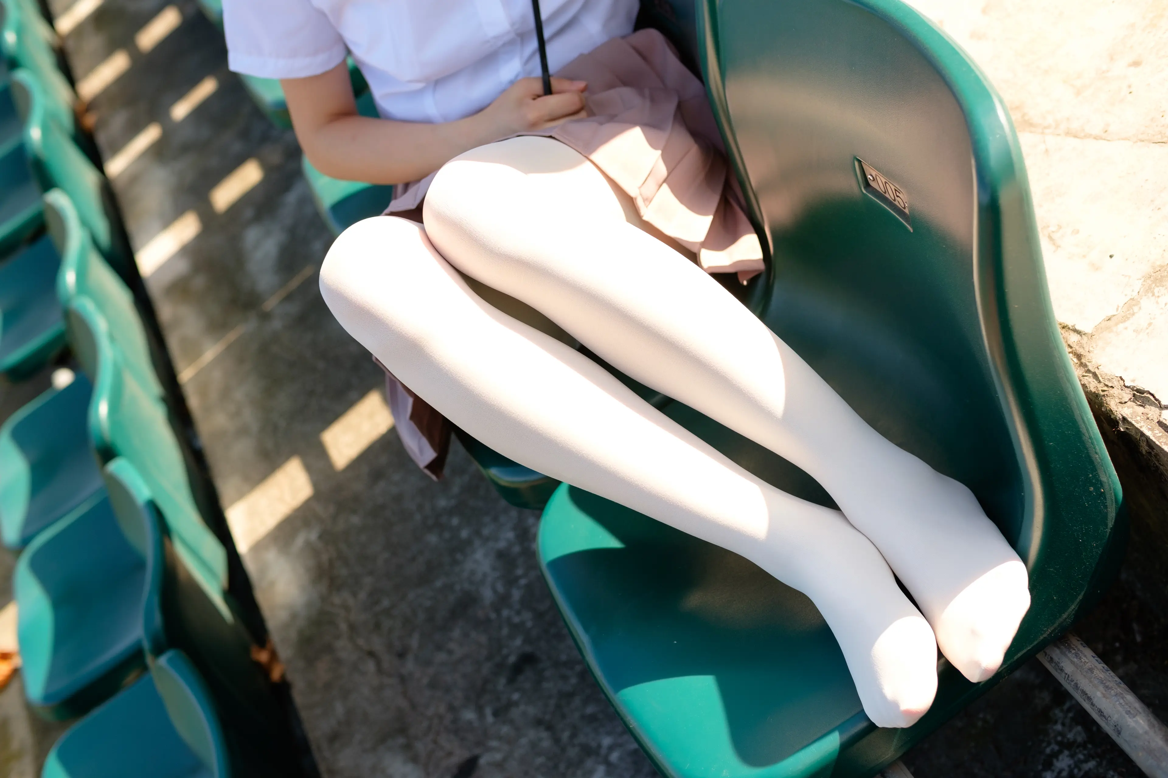 森萝财团 R15 操场上的白丝 [67P]