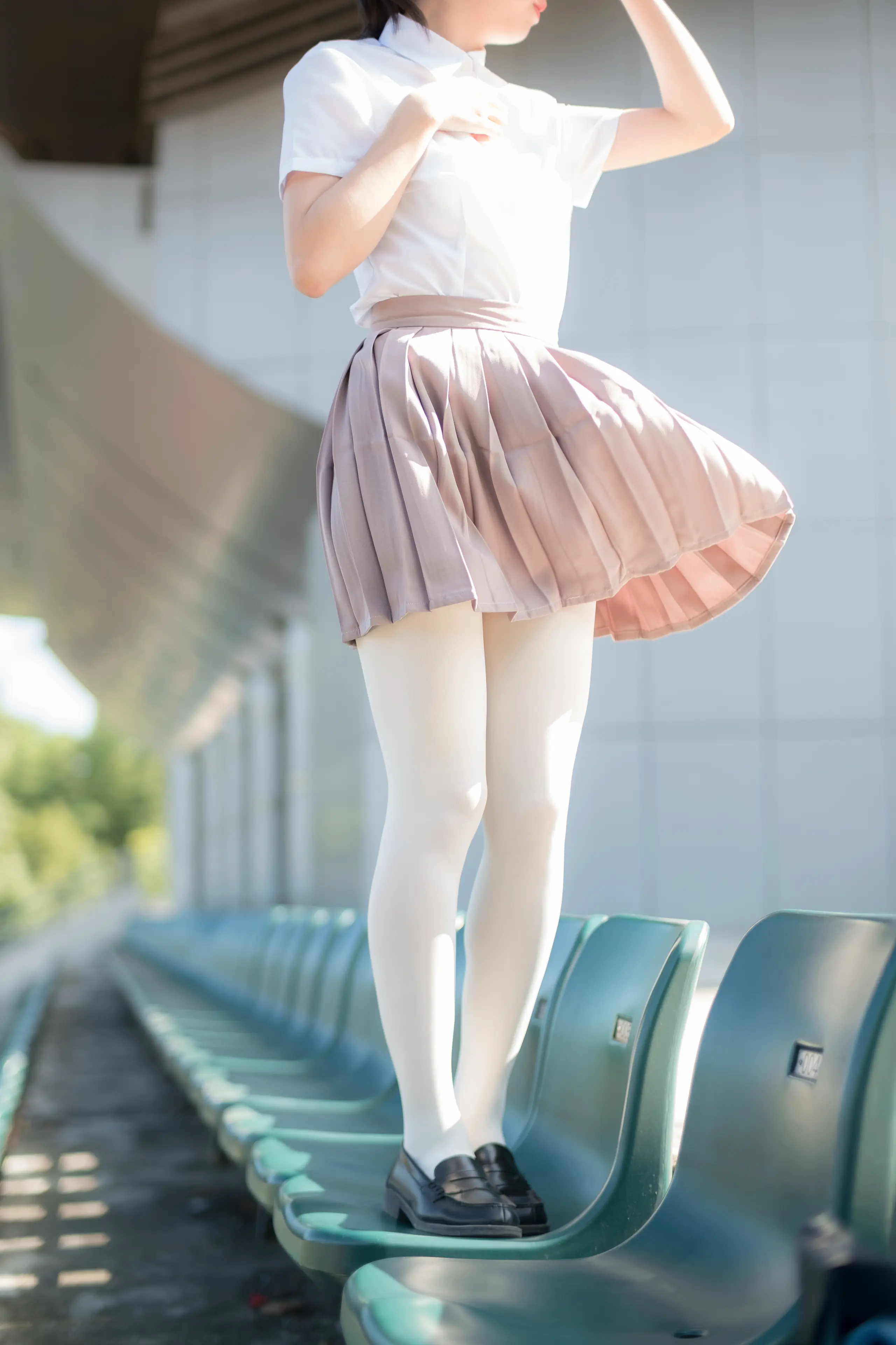 森萝财团 R15 操场上的白丝 [67P]