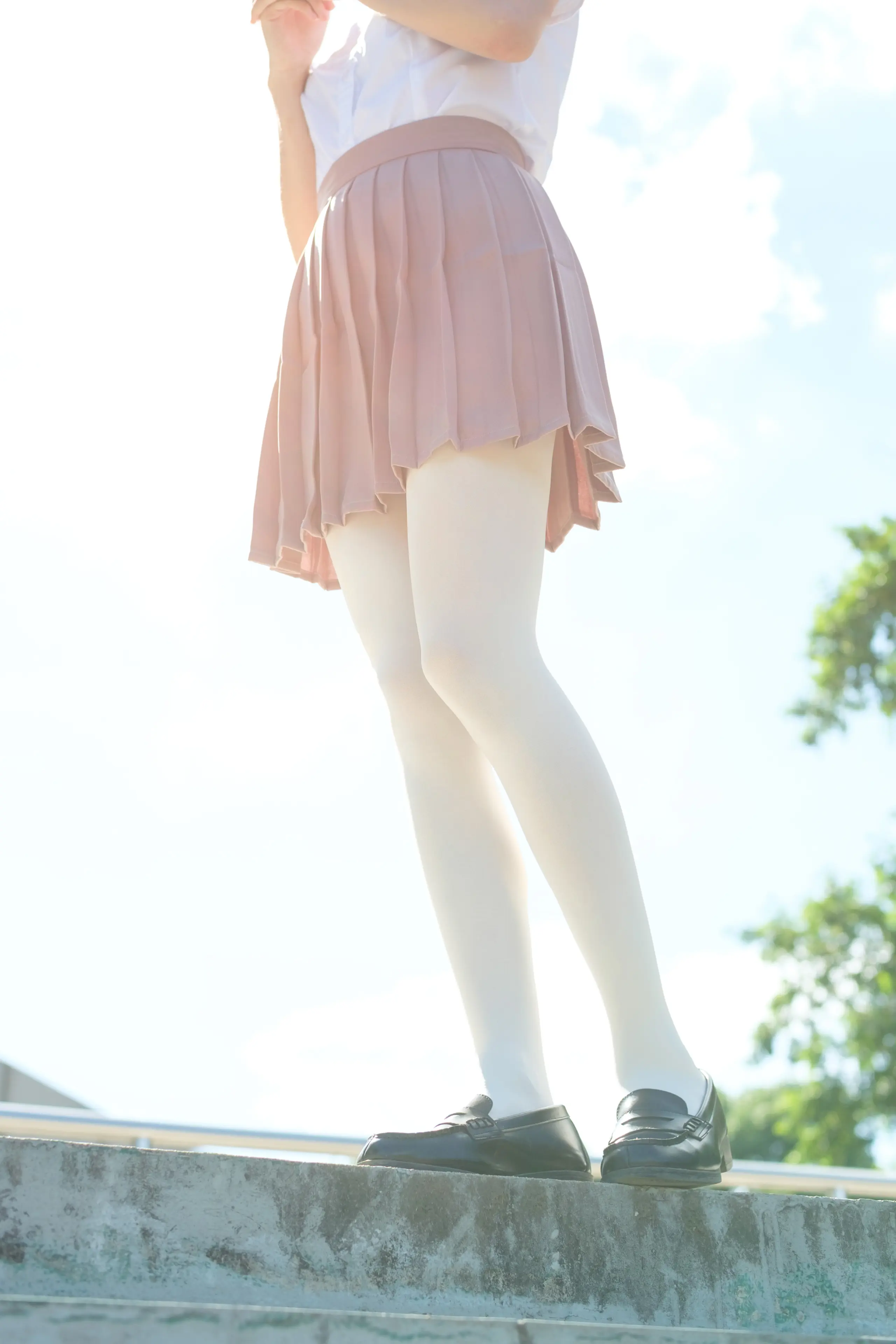 森萝财团 R15 操场上的白丝 [67P]