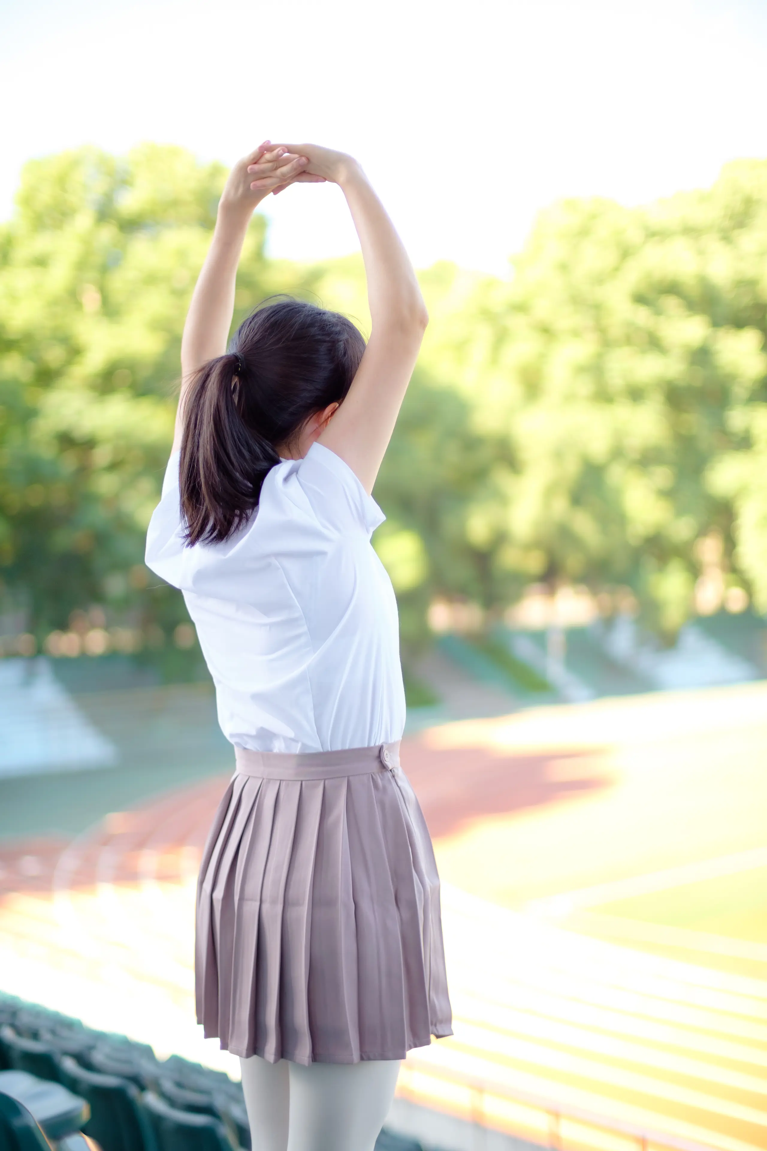 森萝财团 R15 操场上的白丝 [67P]