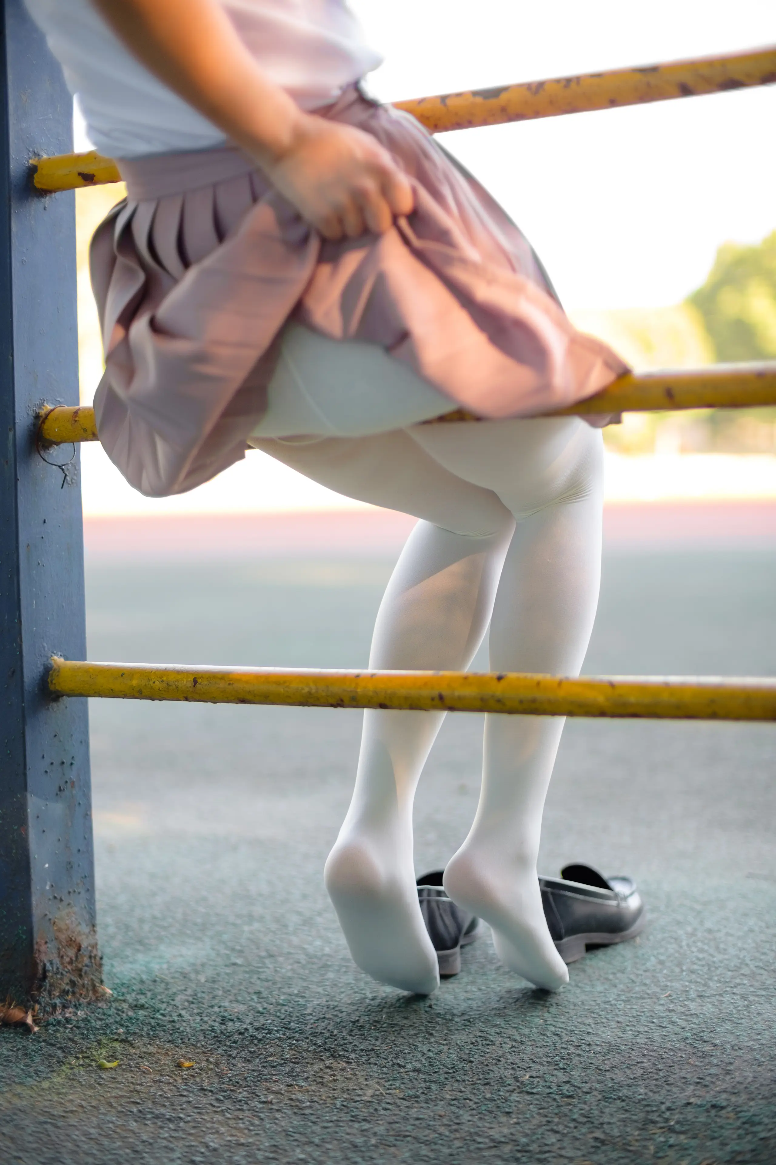 森萝财团 R15 操场上的白丝 [67P]