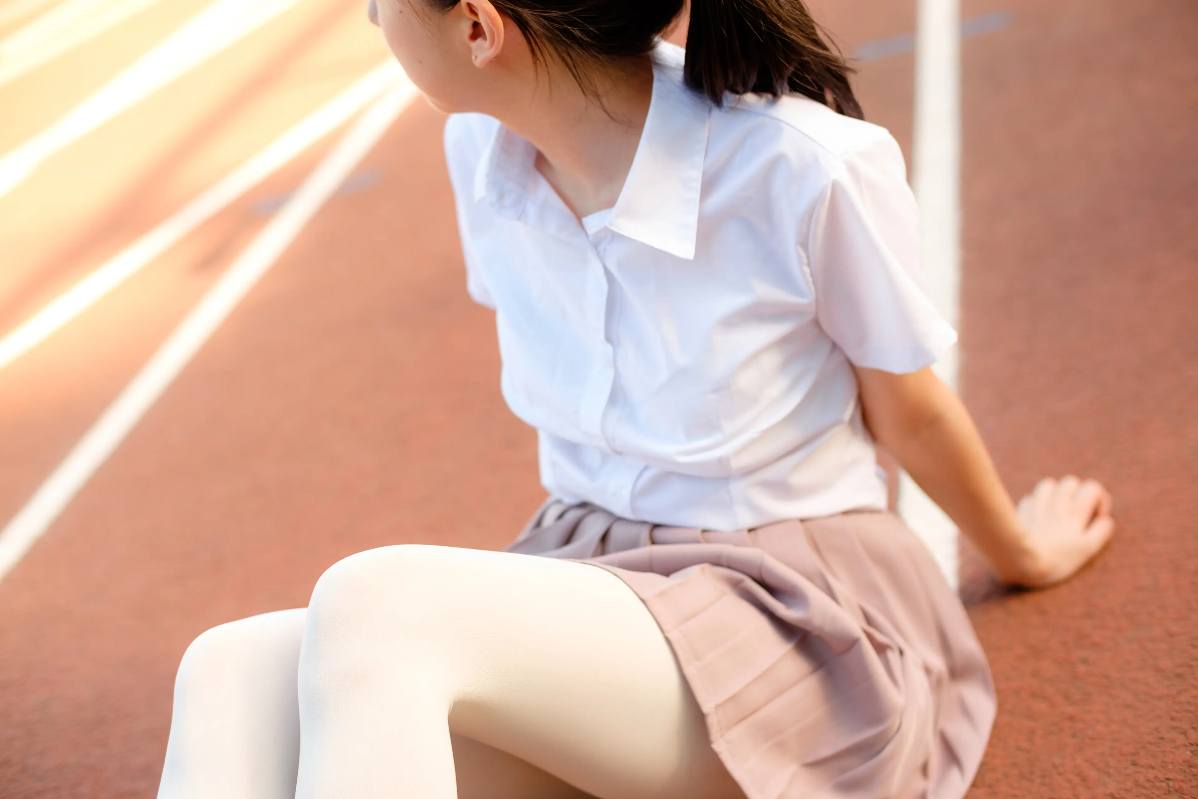 森萝财团 R15 操场上的白丝 [67P]