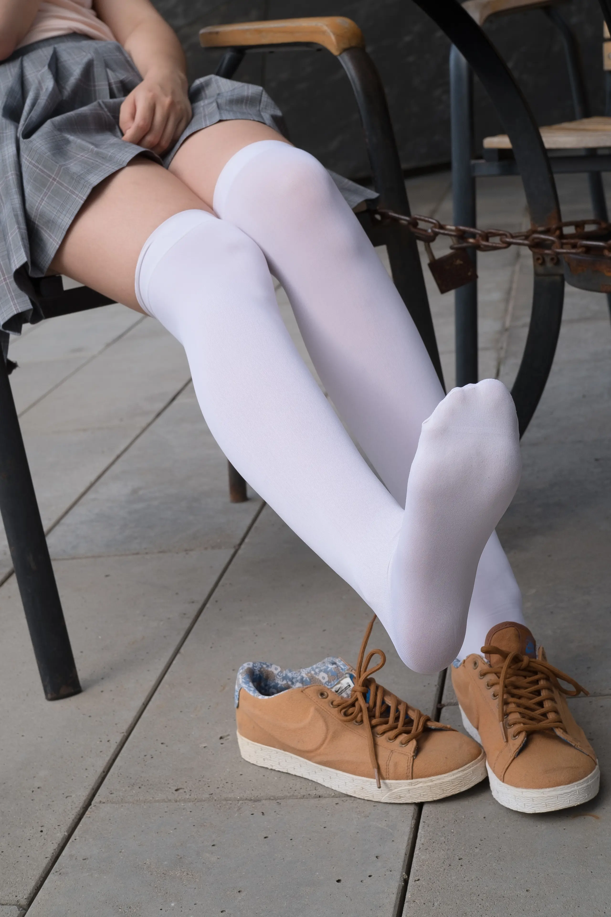 森萝财团 R15 湖边戏水白丝 [113P]