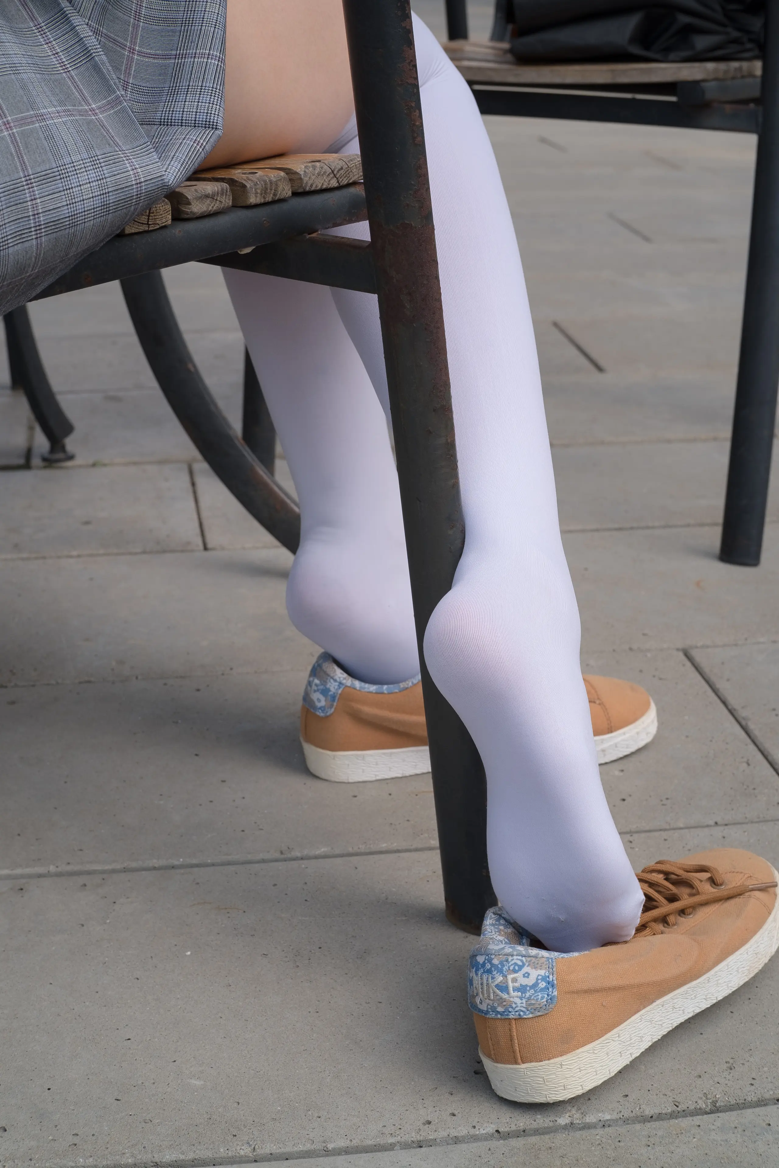 森萝财团 R15 湖边戏水白丝 [113P]