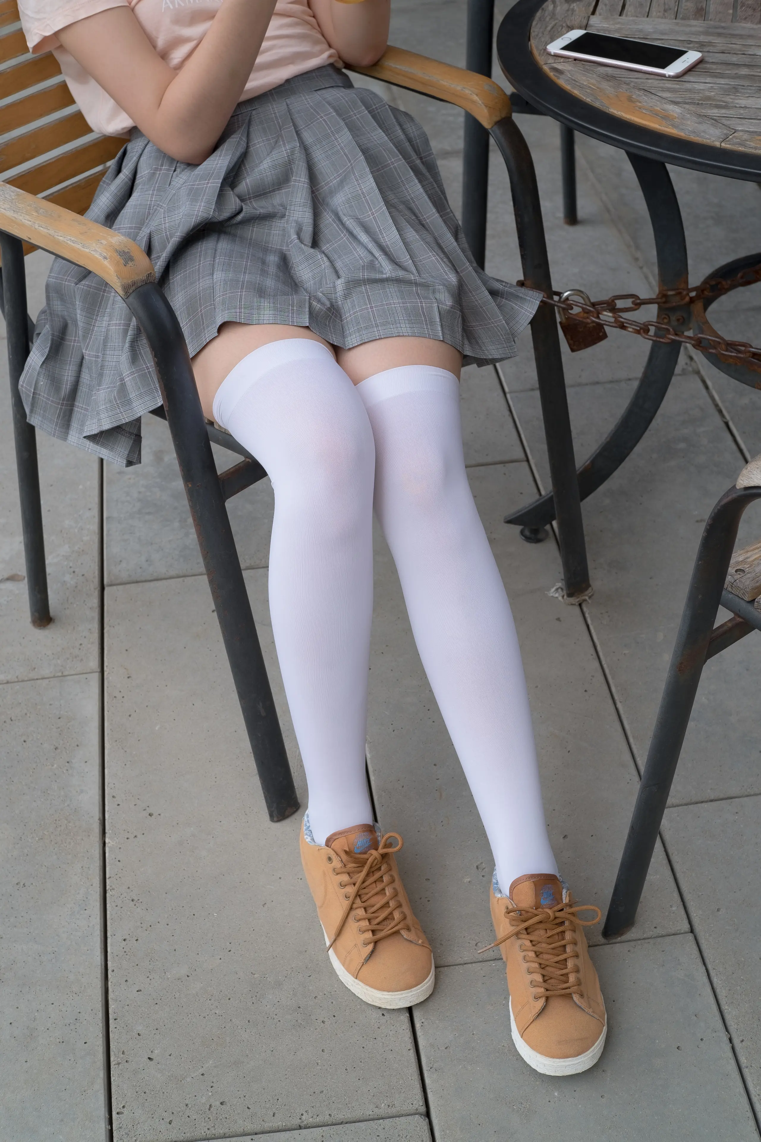 森萝财团 R15 湖边戏水白丝 [113P]