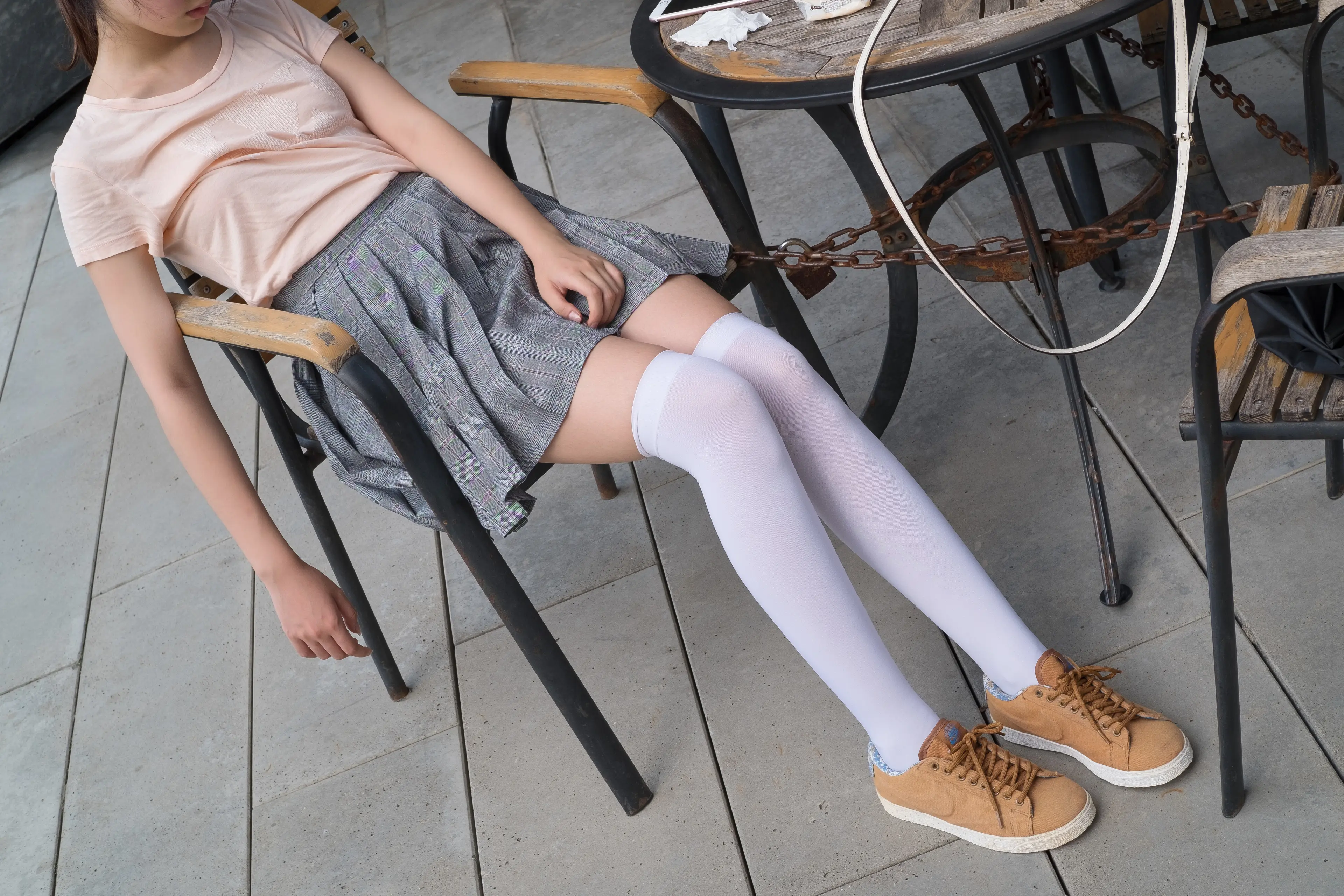 森萝财团 R15 湖边戏水白丝 [113P]