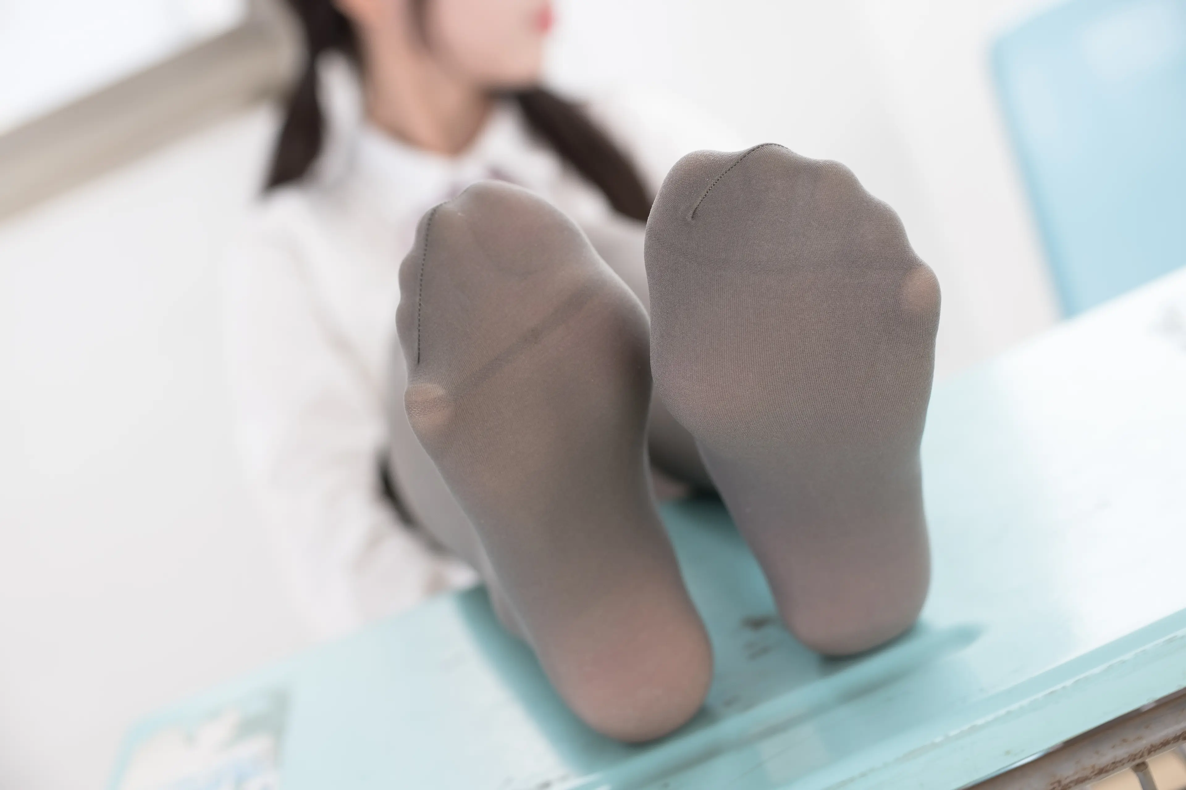 森萝财团 R15 灰丝学妹 [96P]