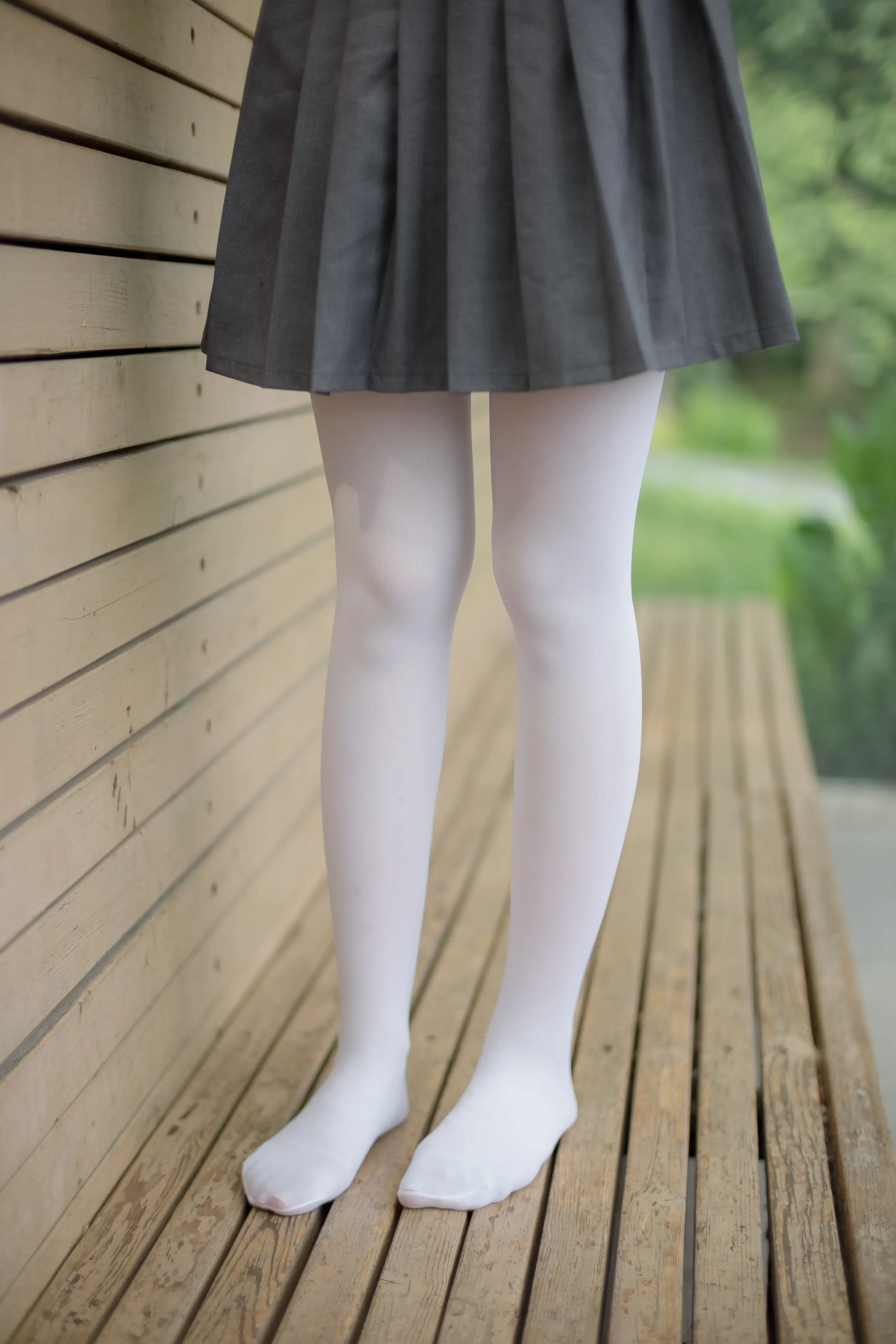 森萝财团 R15 白丝妹妹游园 [99P]