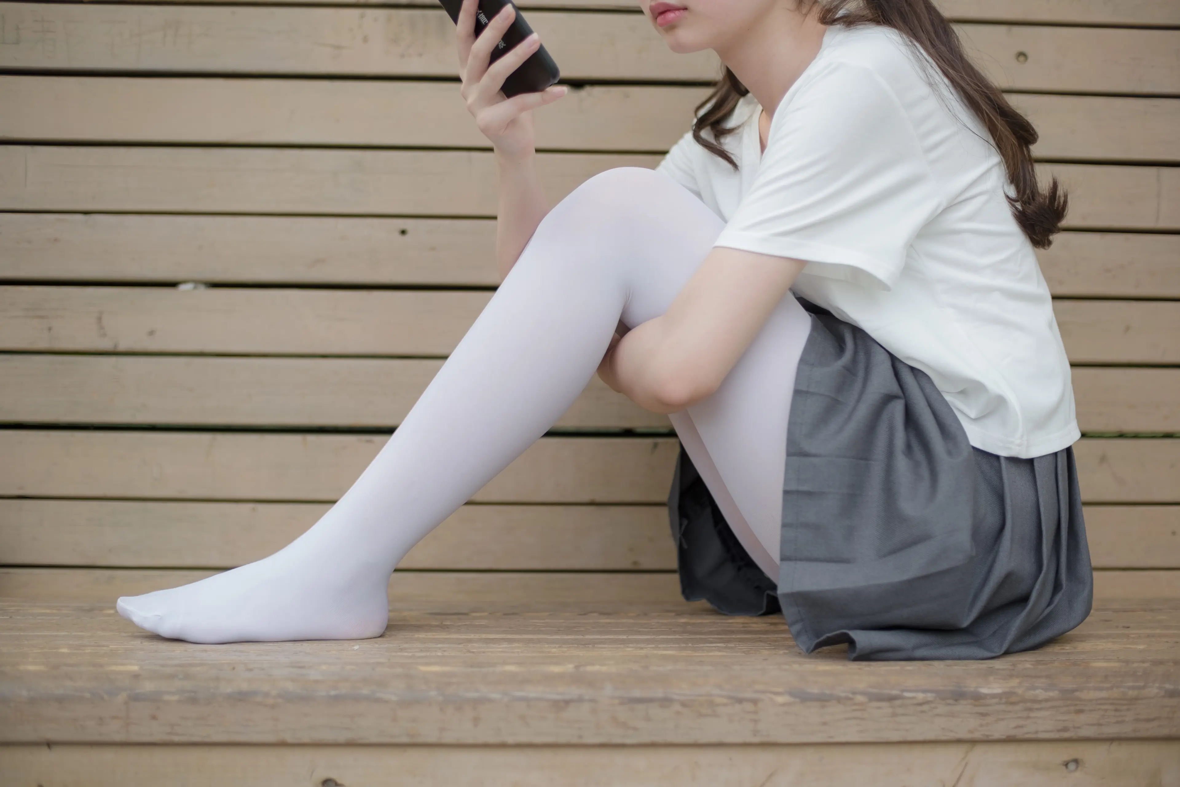 森萝财团 R15 白丝妹妹游园 [99P]