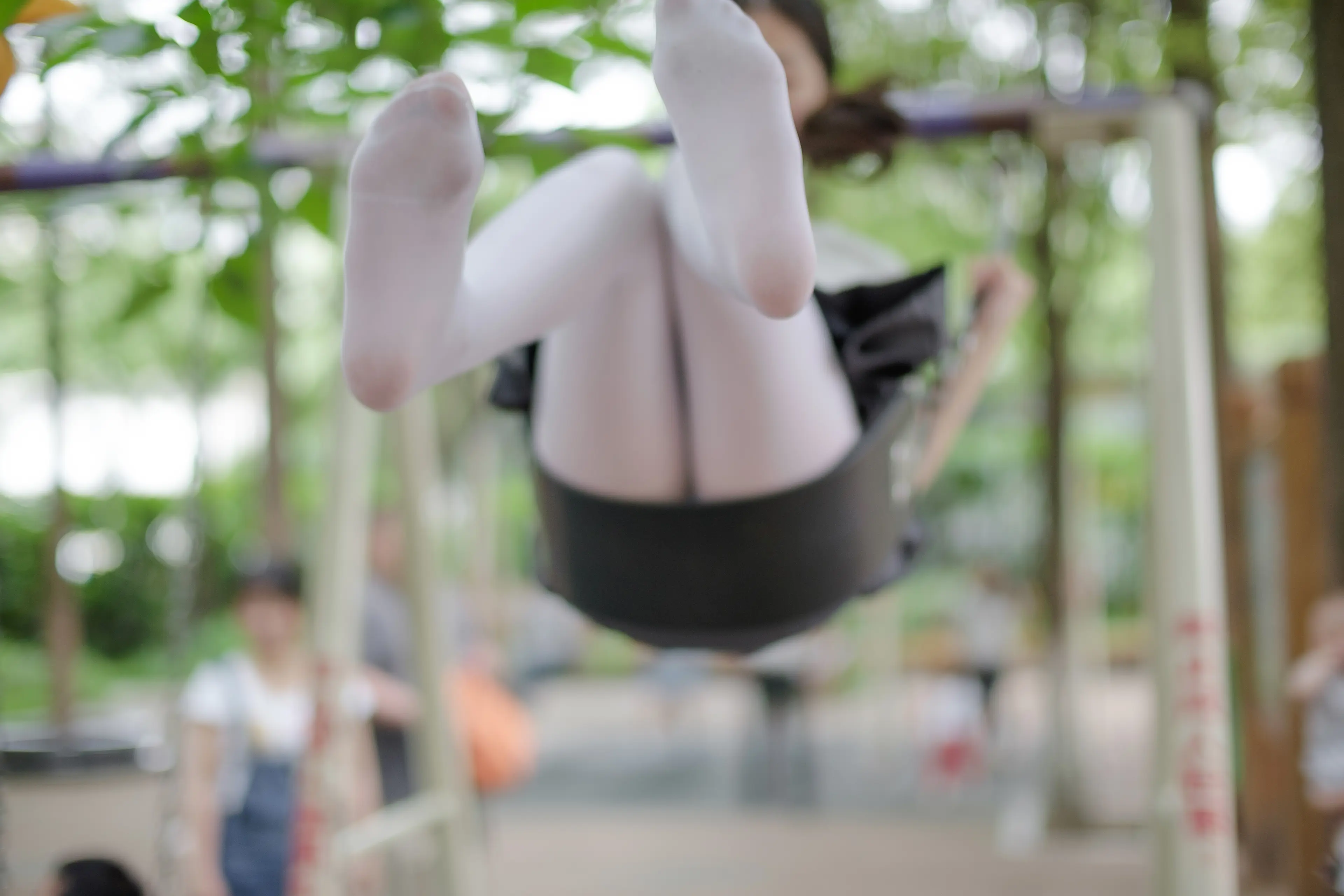 森萝财团 R15 白丝妹妹游园 [99P]