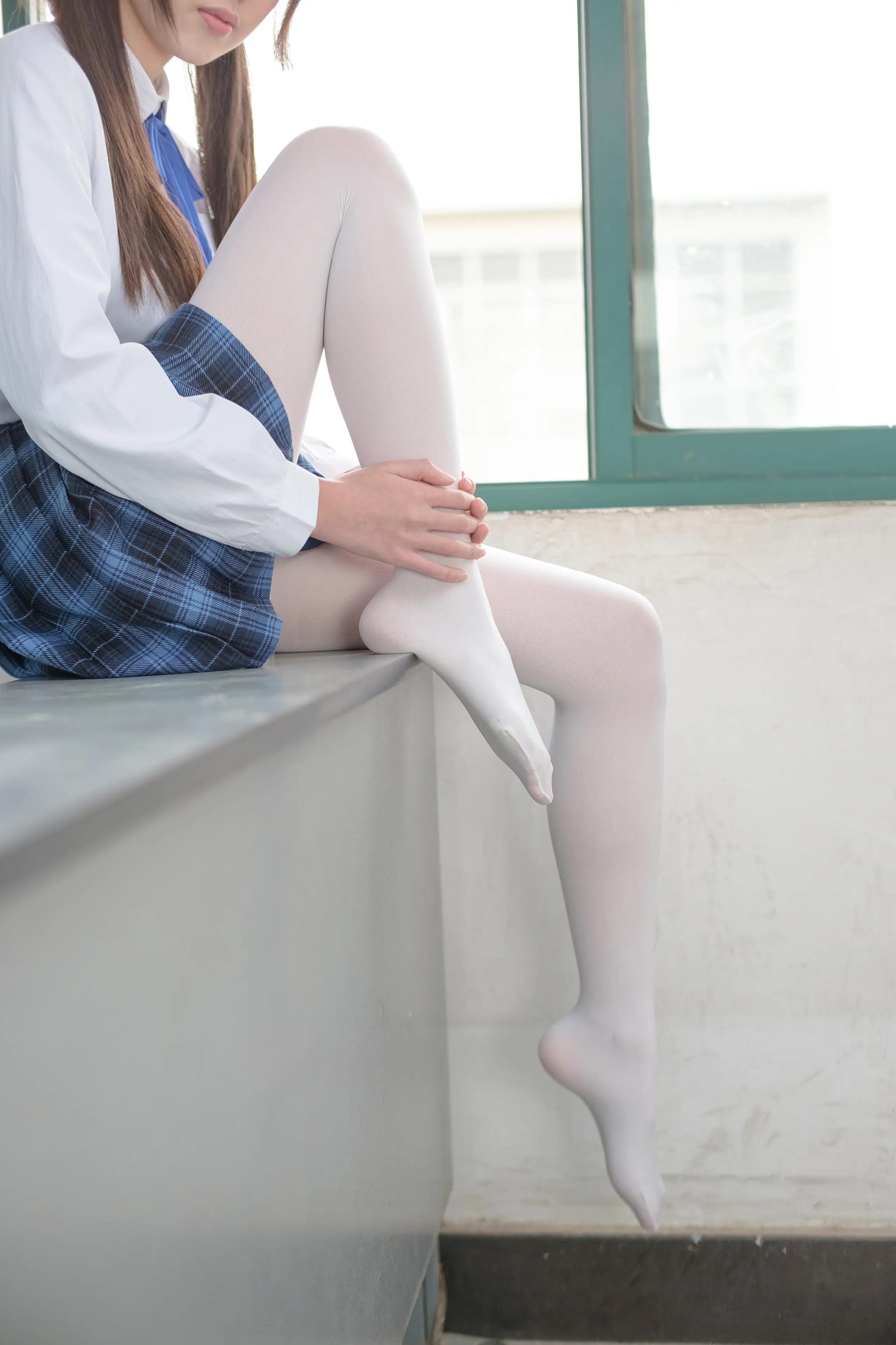 森萝财团 R15 白丝学妹 [94P]