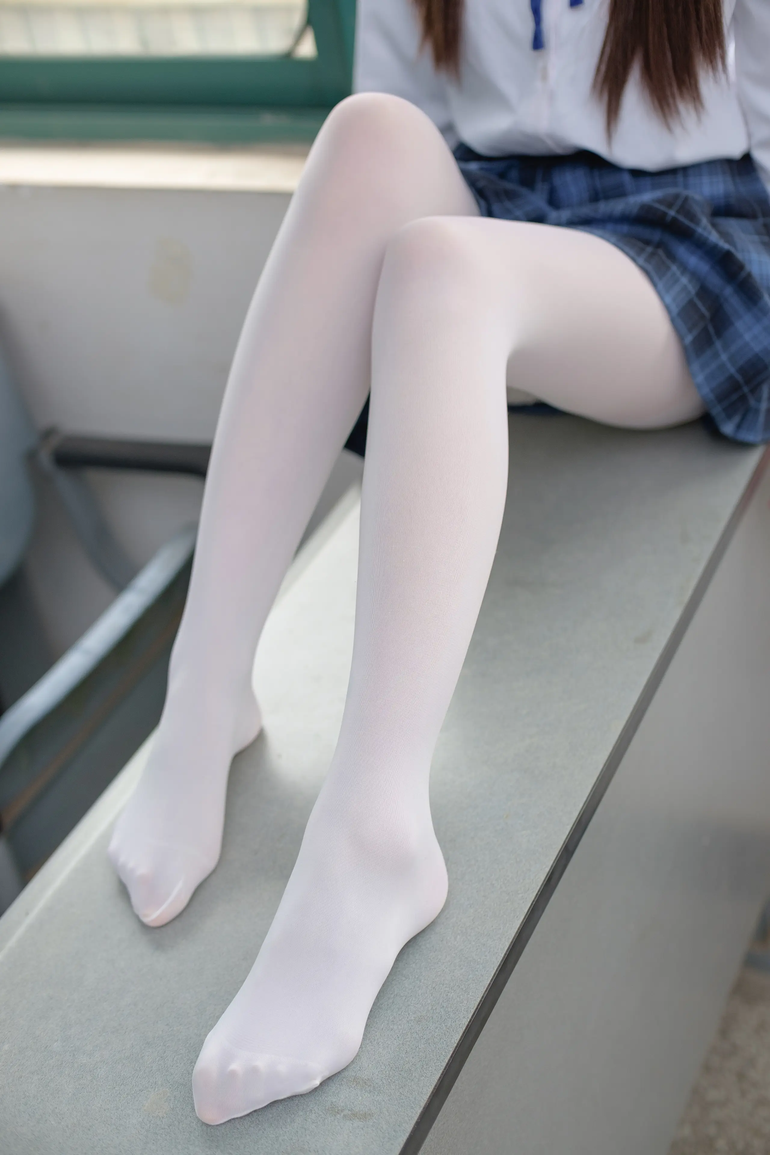 森萝财团 R15 白丝学妹 [94P]