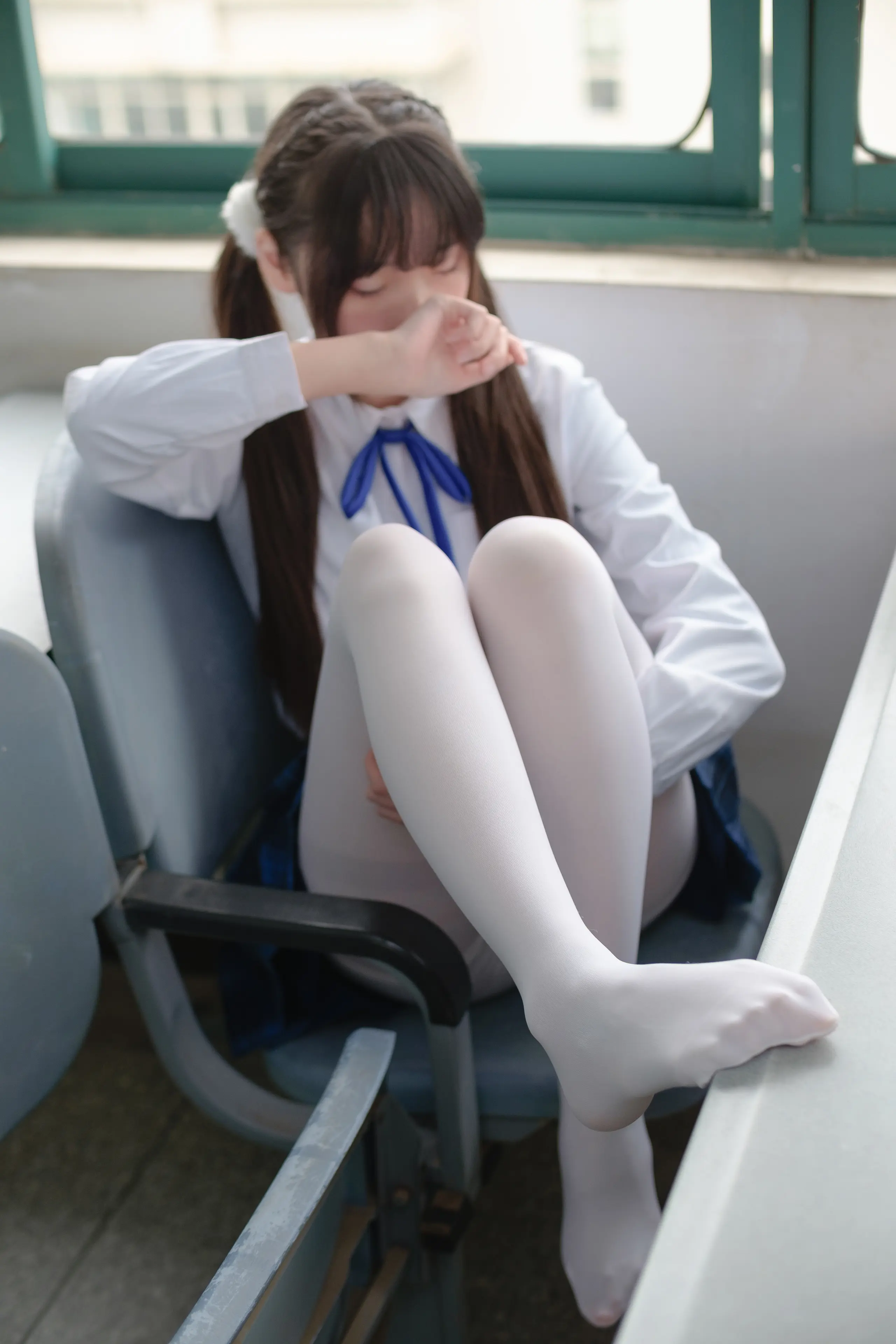 森萝财团 R15 白丝学妹 [94P]