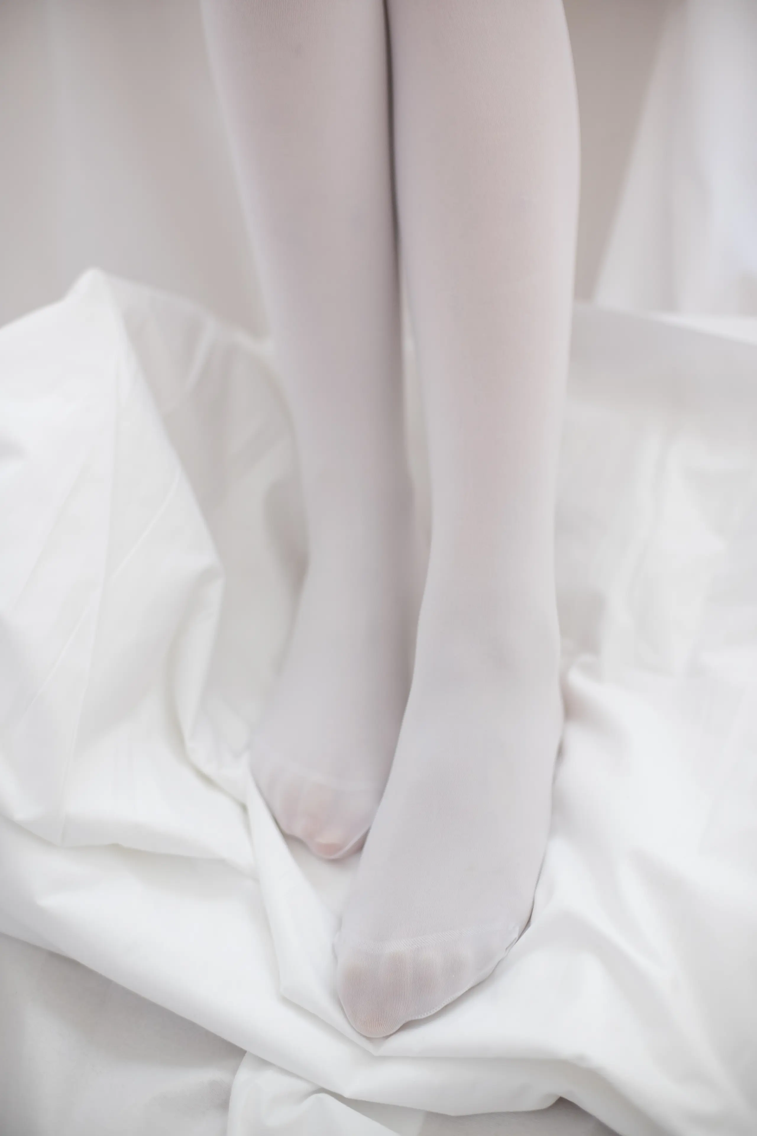 森萝财团 R15 白丝学妹休憩空间 [109P]