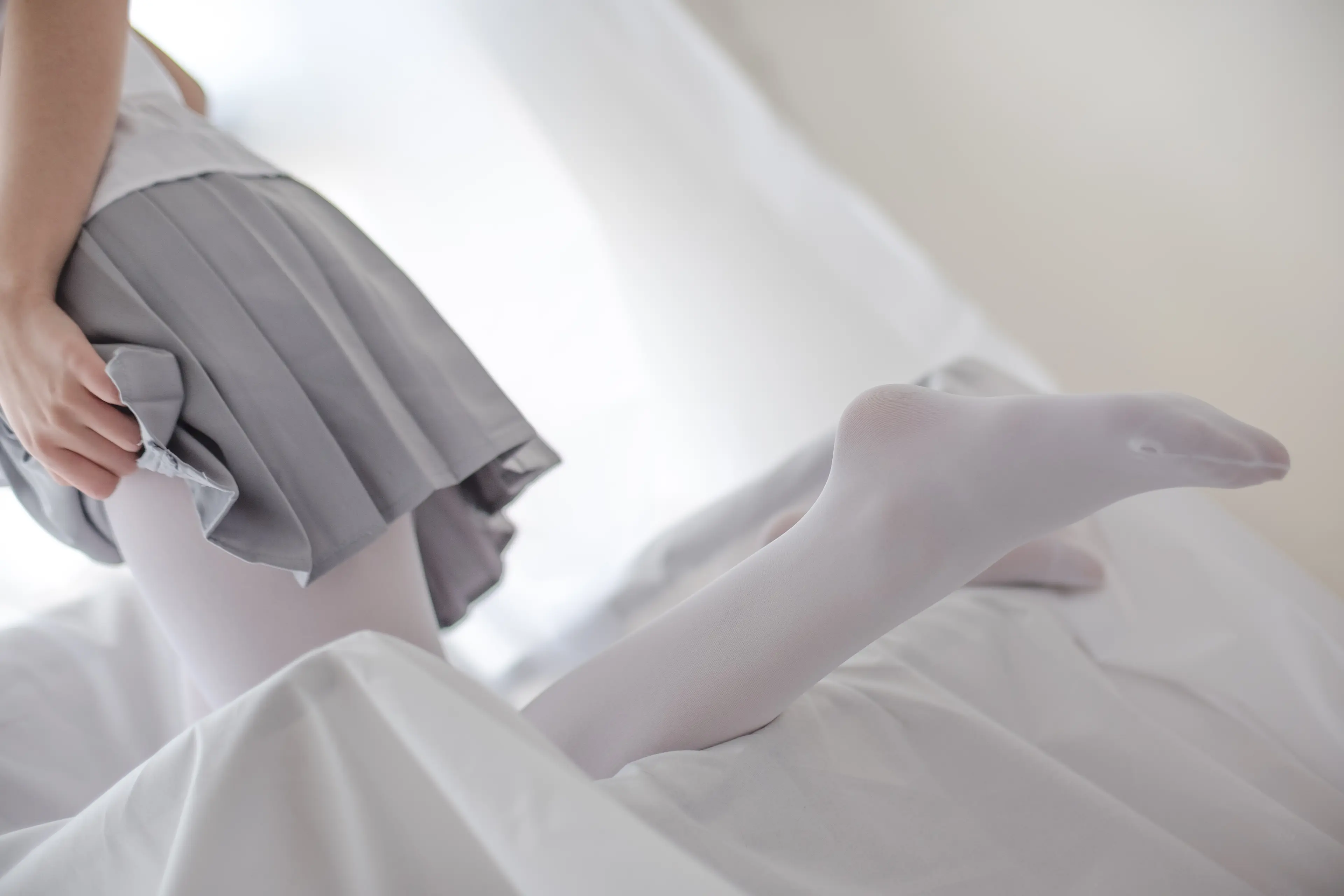 森萝财团 R15 白丝学妹休憩空间 [109P]