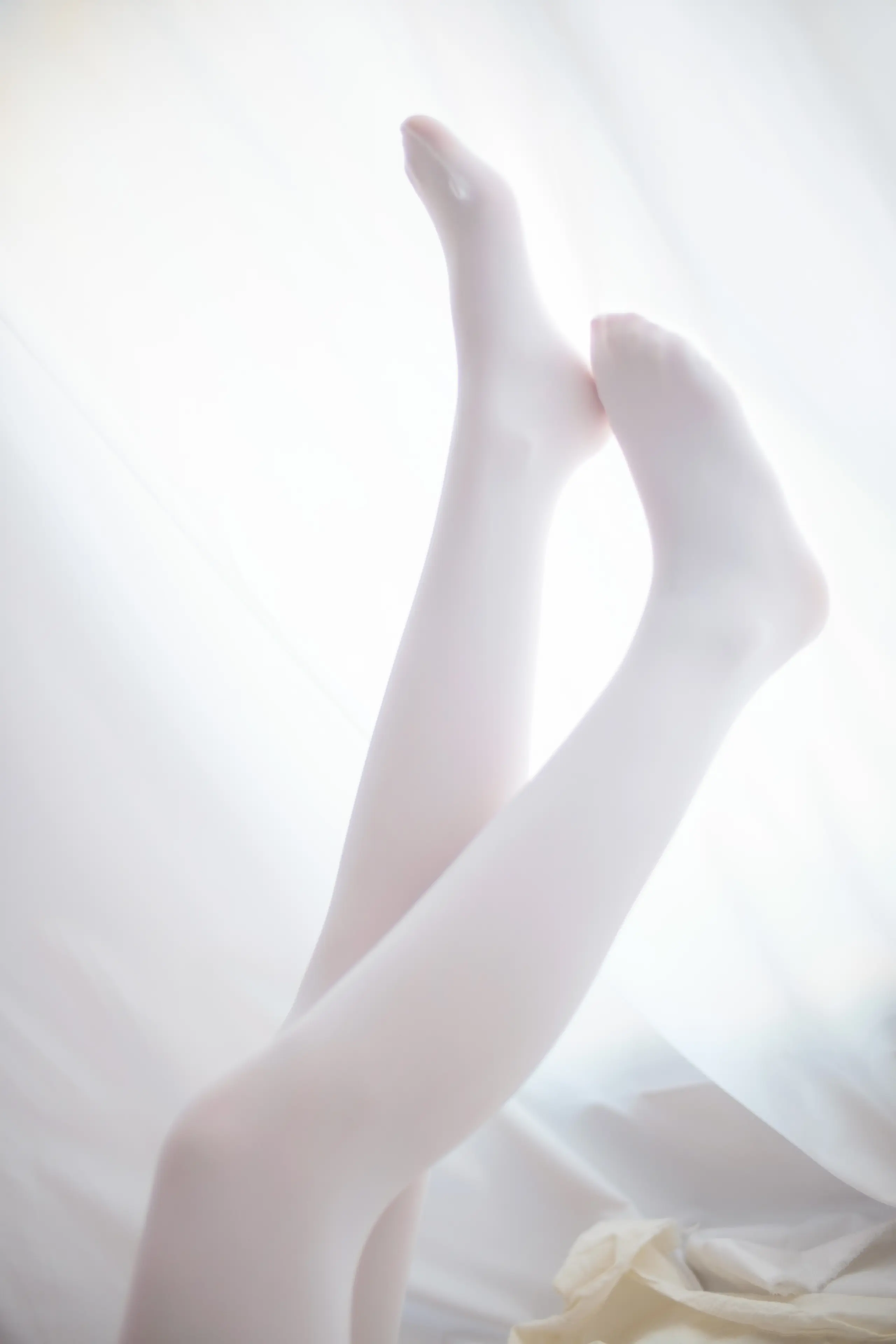 森萝财团 R15 白丝粉红少女 [84P]