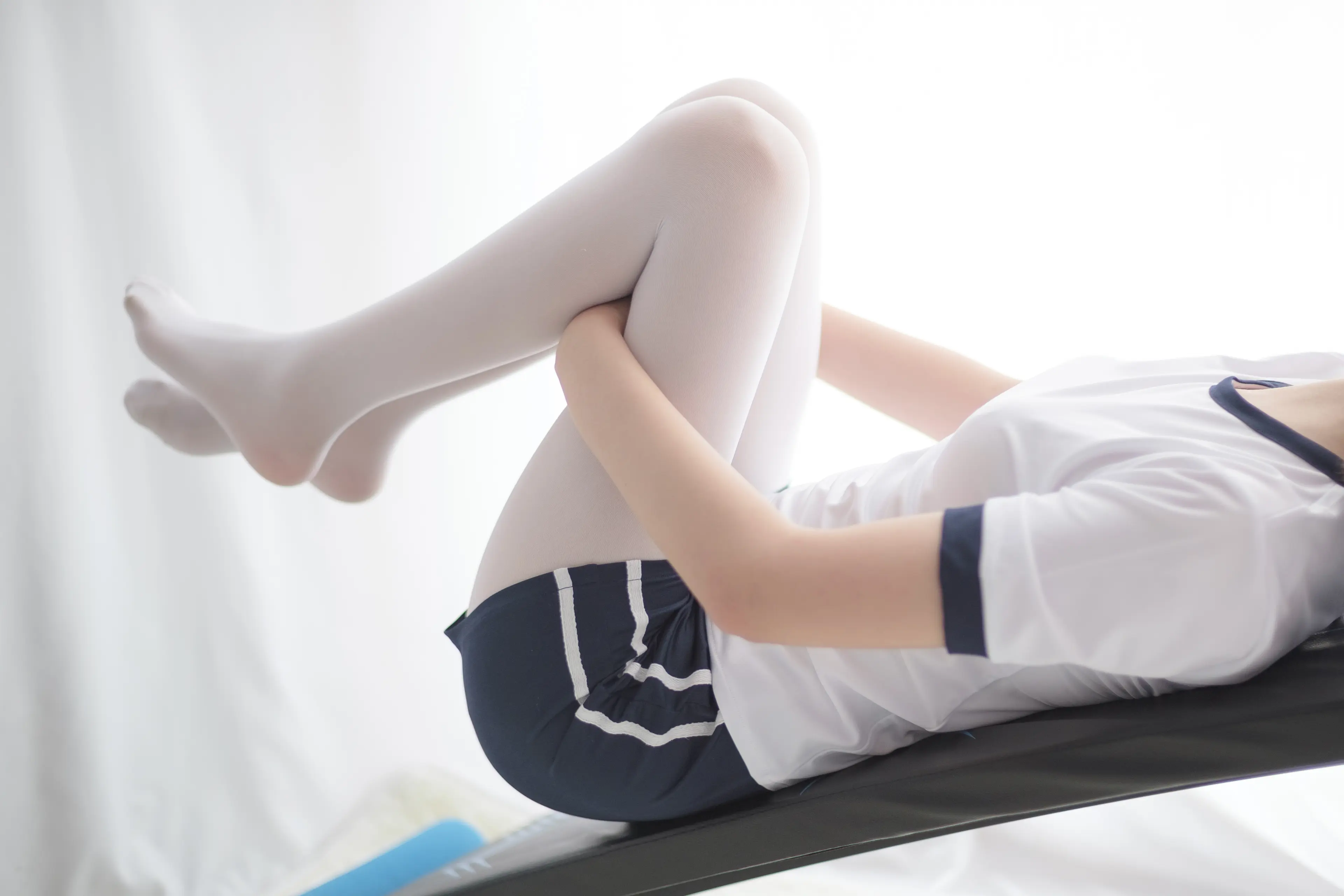 森萝财团 R15 白丝运动少女 [85P]