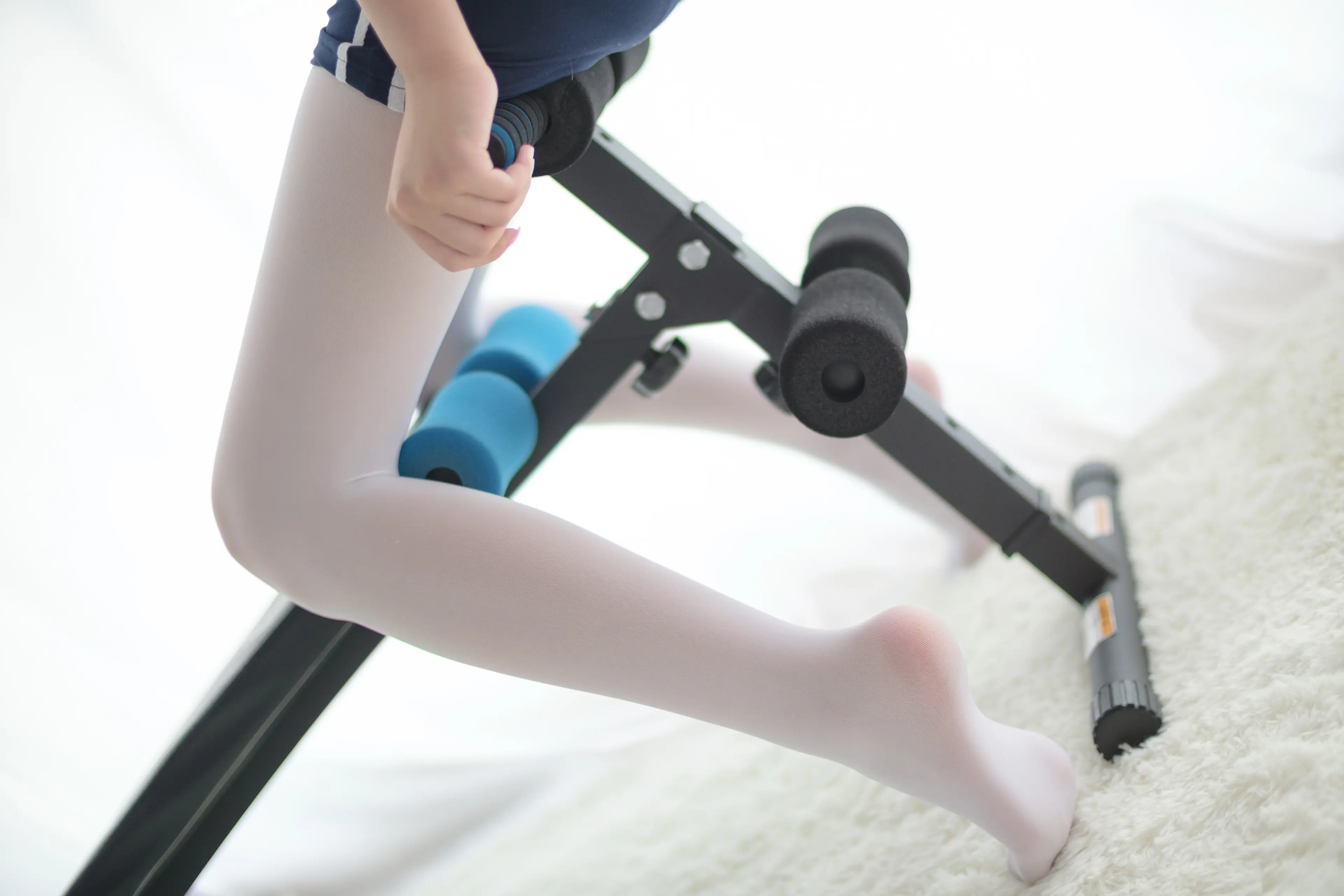 森萝财团 R15 白丝运动少女 [85P]