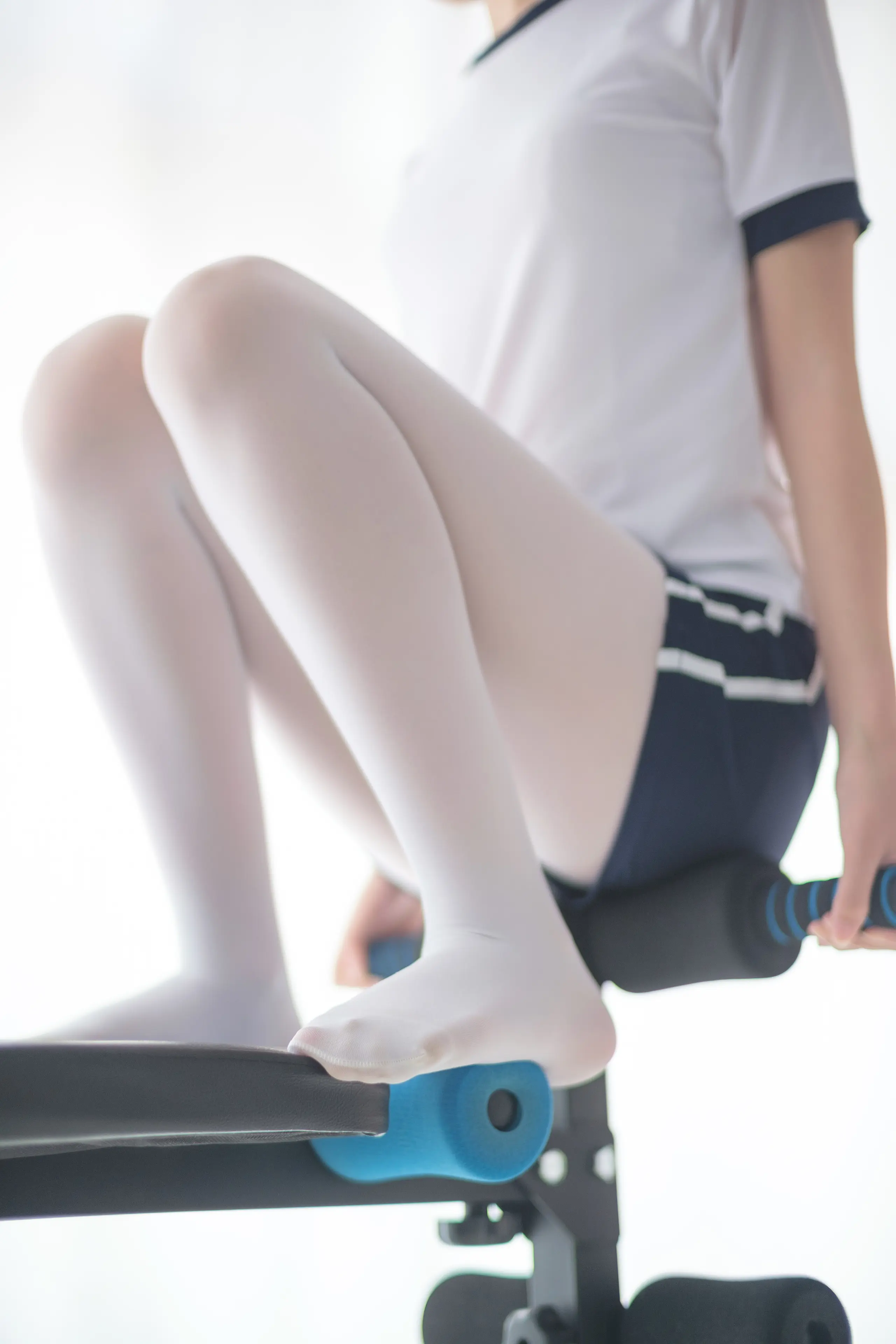 森萝财团 R15 白丝运动少女 [85P]