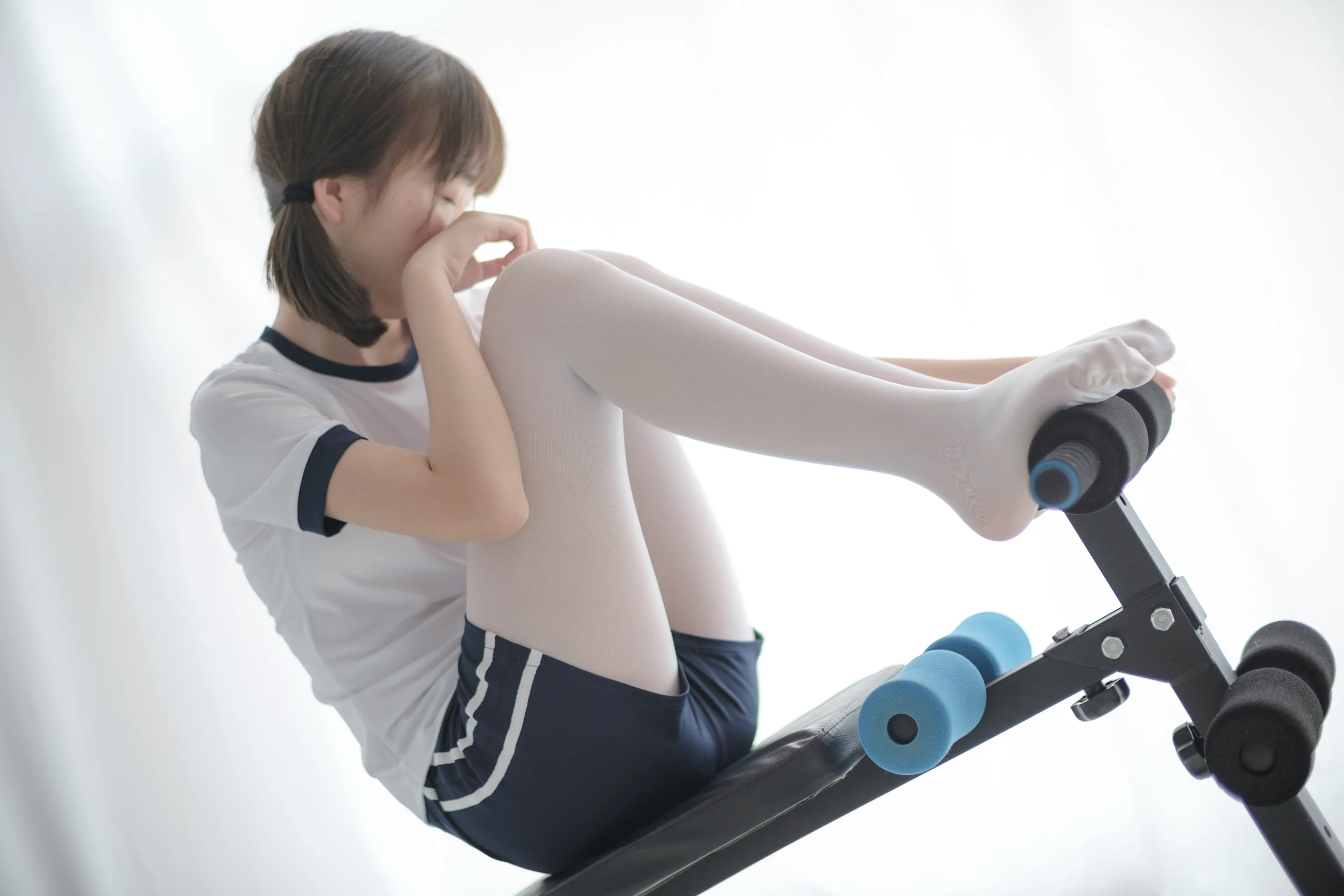 森萝财团 R15 白丝运动少女 [85P]