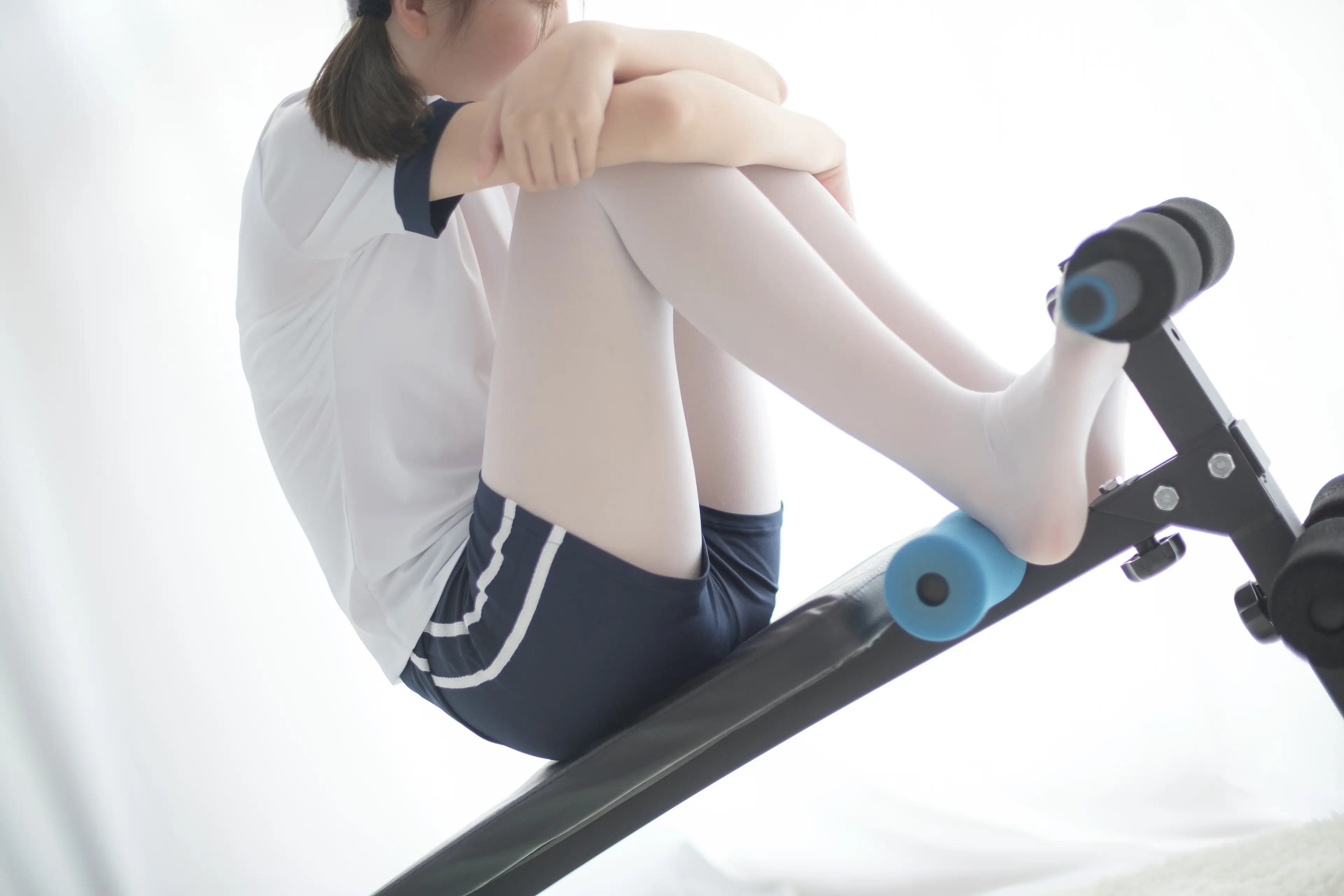 森萝财团 R15 白丝运动少女 [85P]