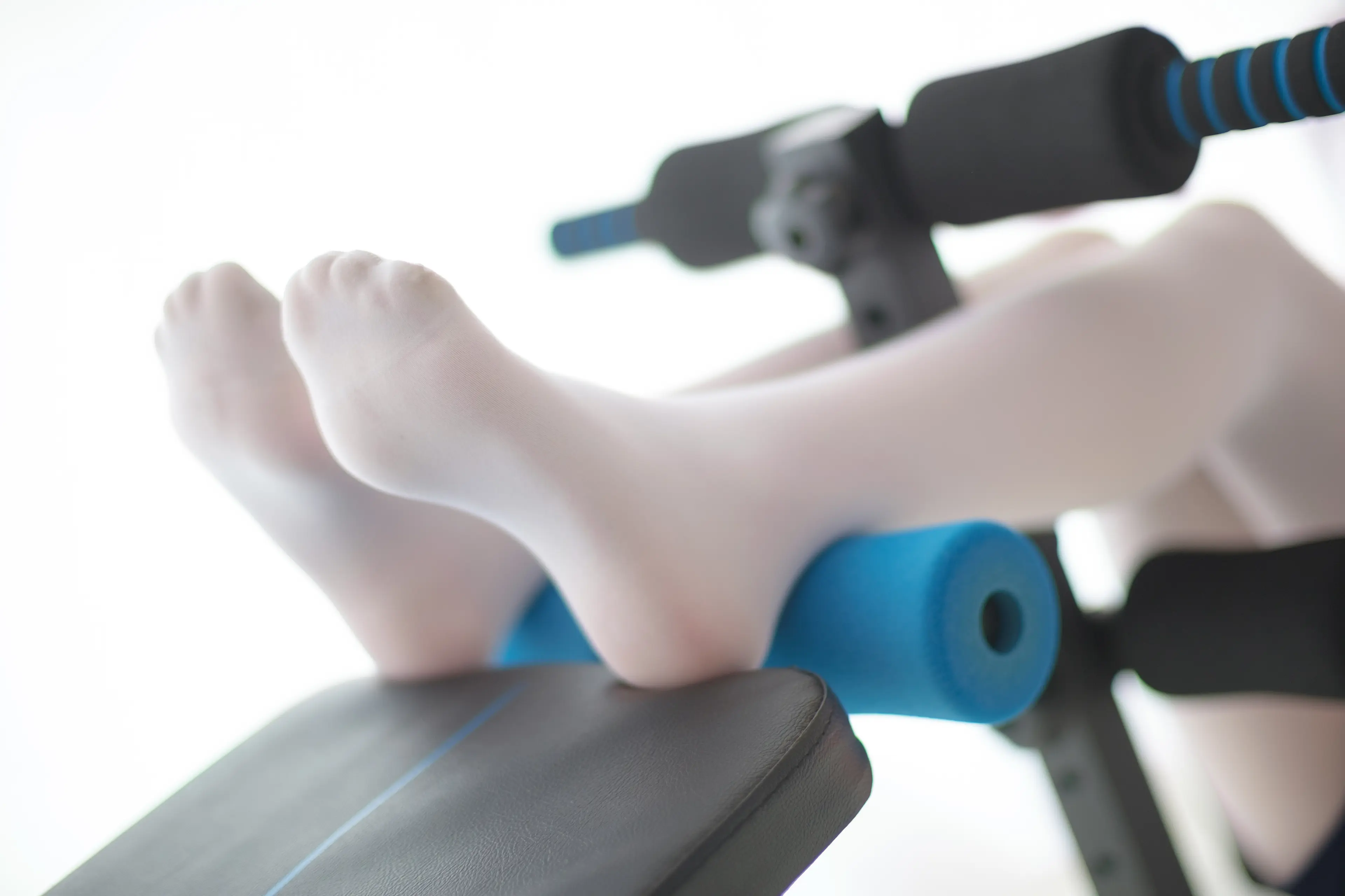 森萝财团 R15 白丝运动少女 [85P]