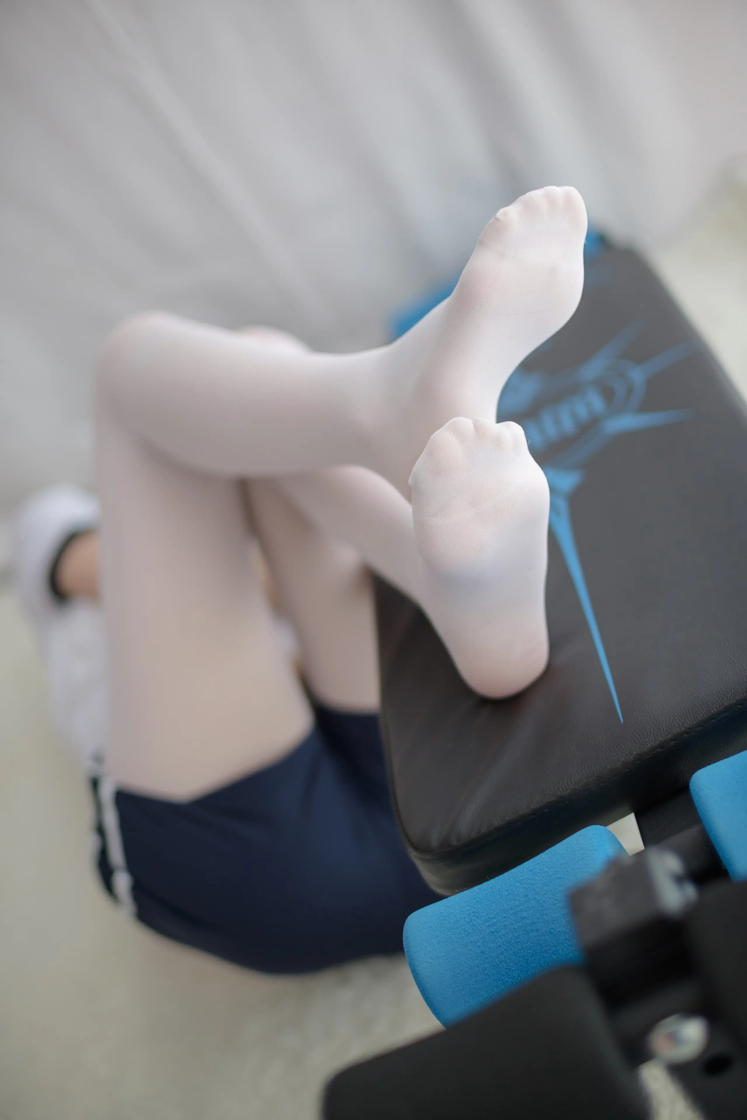 森萝财团 R15 白丝运动少女 [85P]