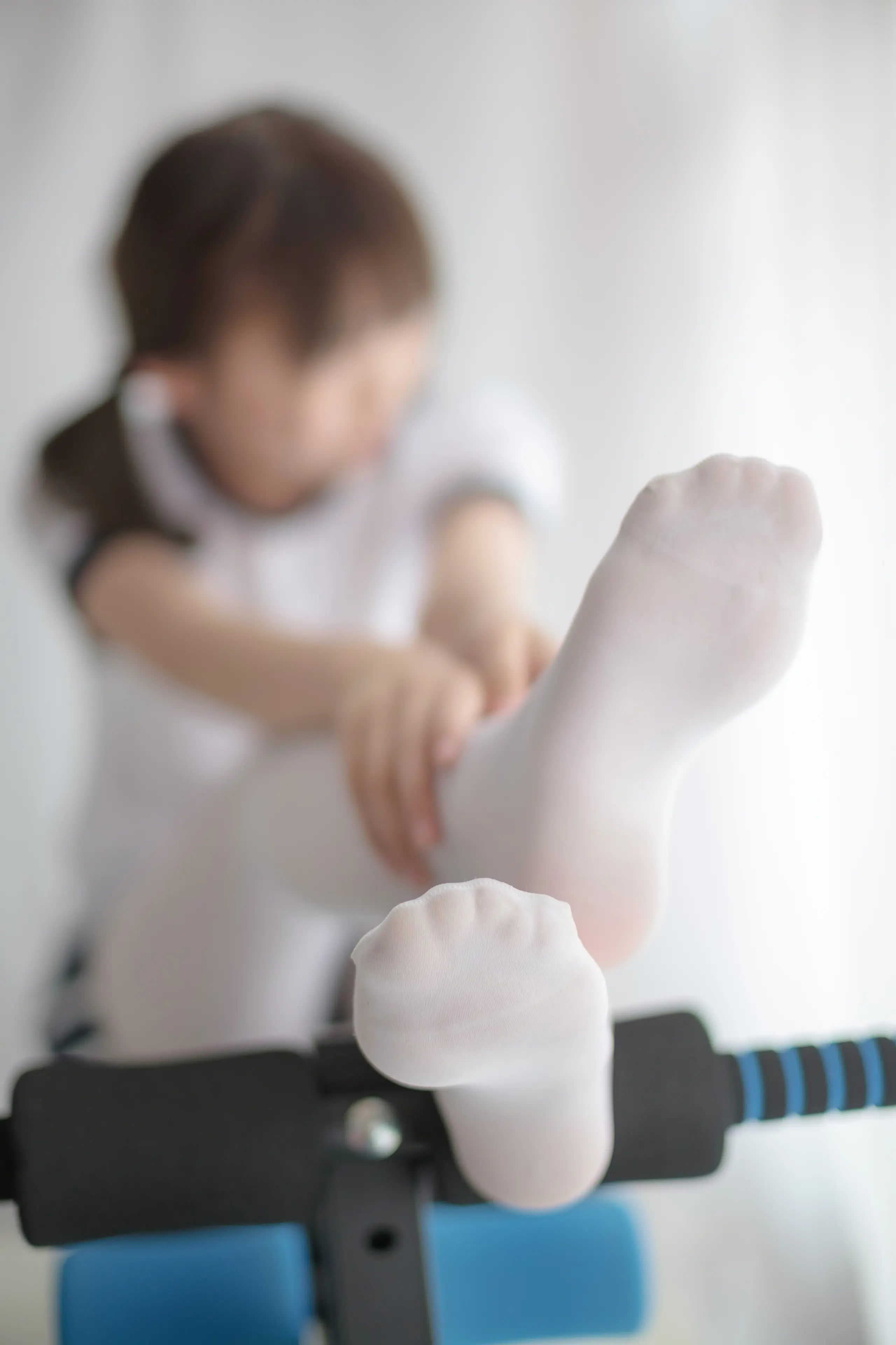 森萝财团 R15 白丝运动少女 [85P]