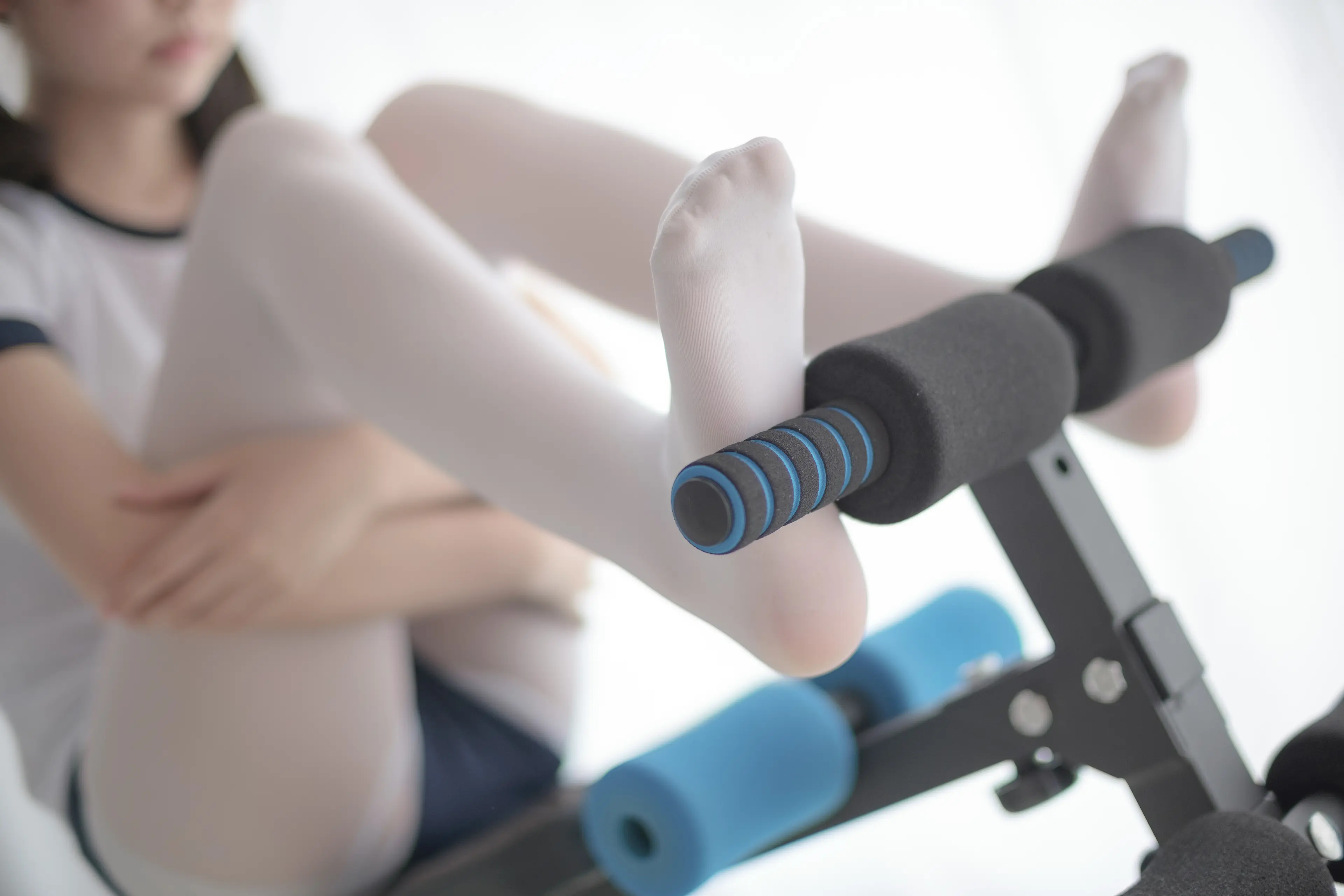 森萝财团 R15 白丝运动少女 [85P]