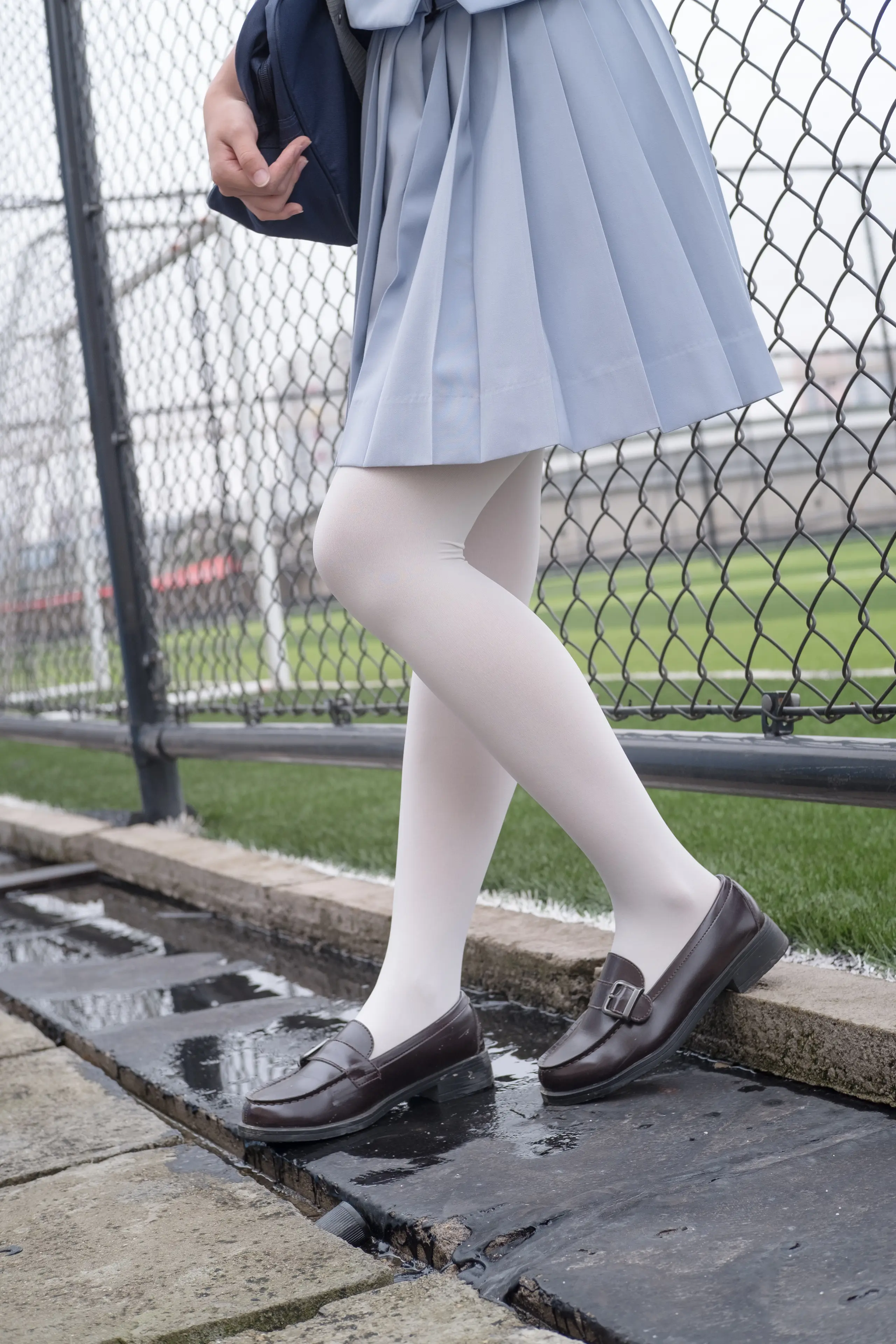 森萝财团 R15 白丝高考学妹 [84P]