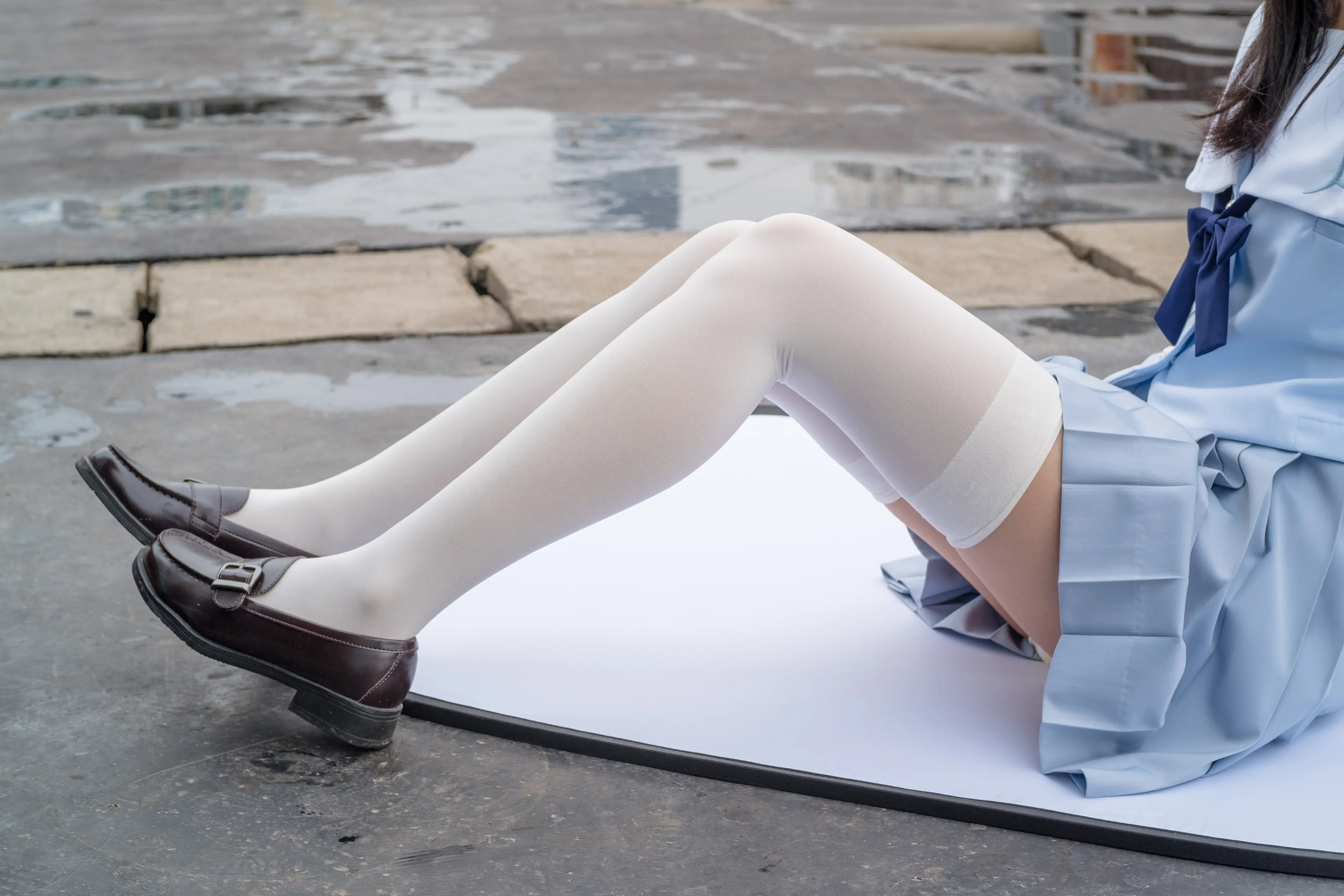 森萝财团 R15 白丝高考学妹 [84P]