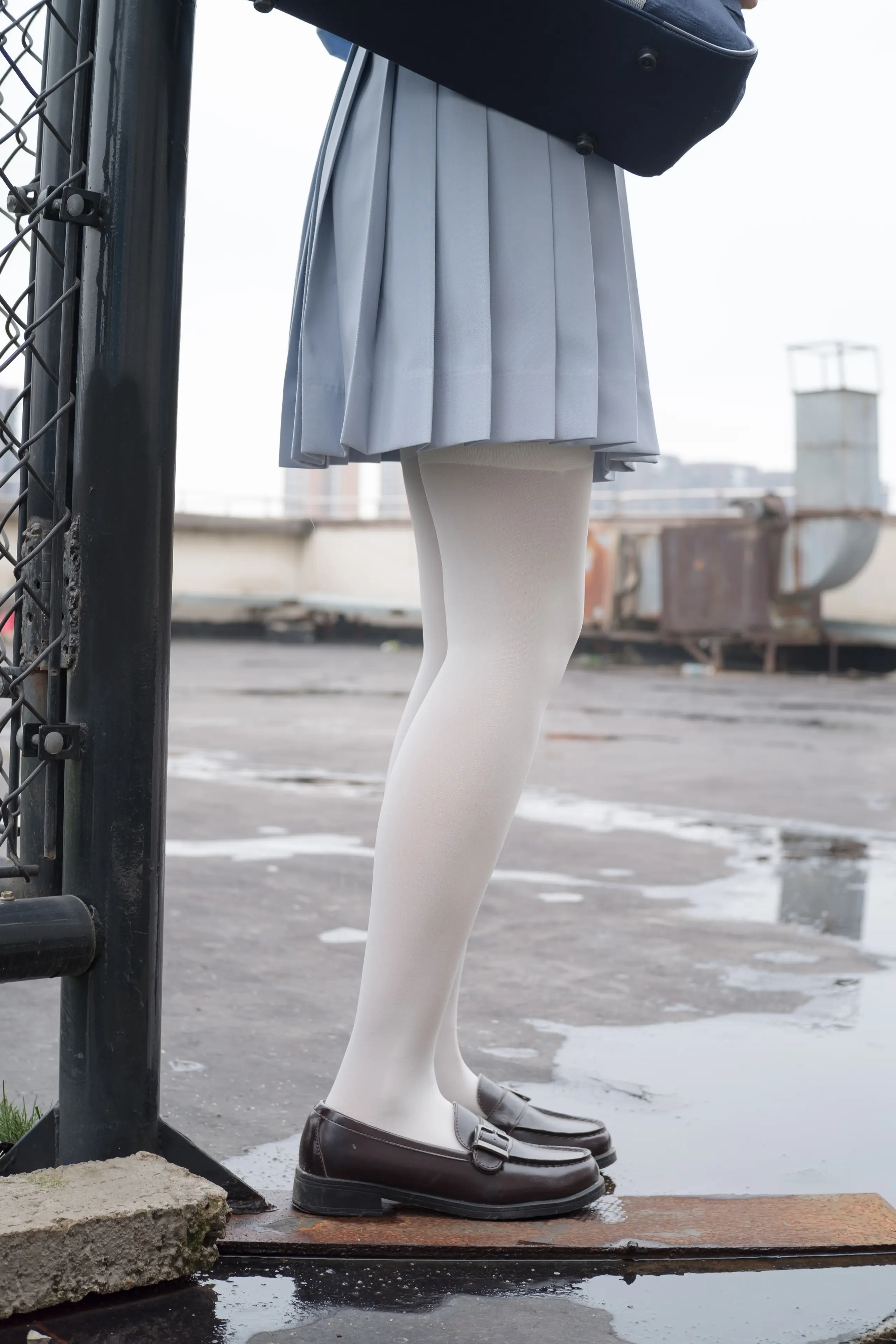 森萝财团 R15 白丝高考学妹 [84P]