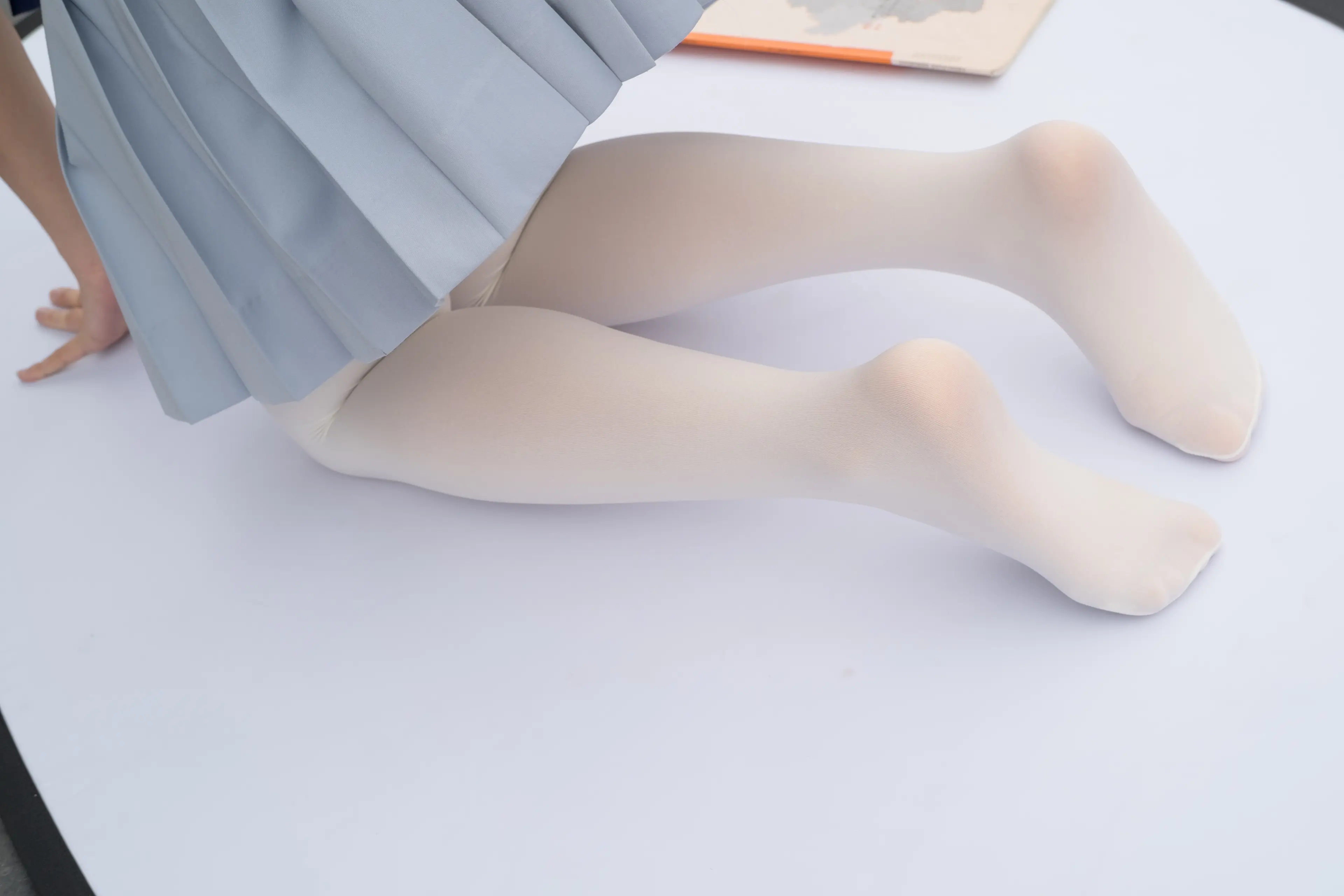 森萝财团 R15 白丝高考学妹 [84P]