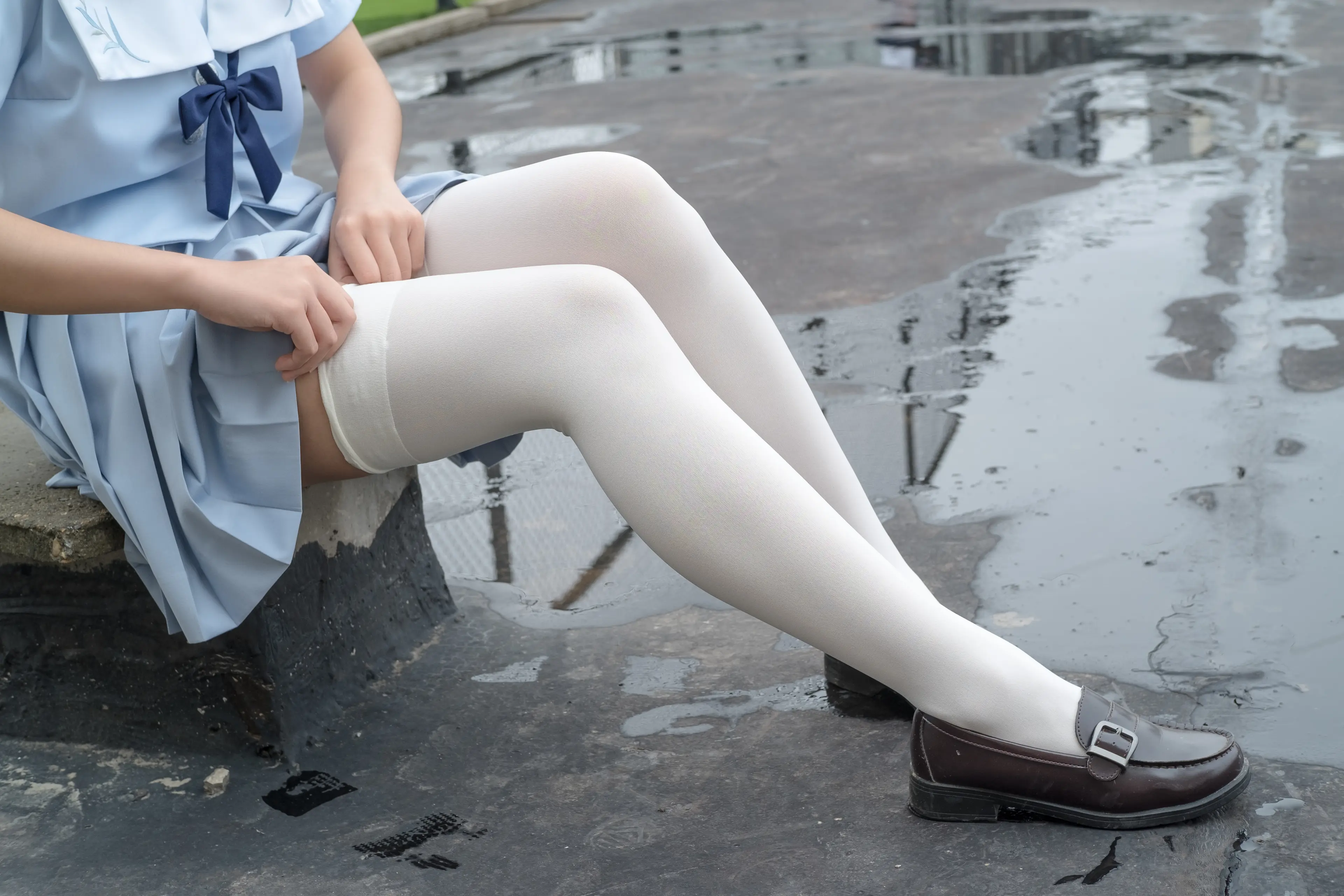 森萝财团 R15 白丝高考学妹 [84P]