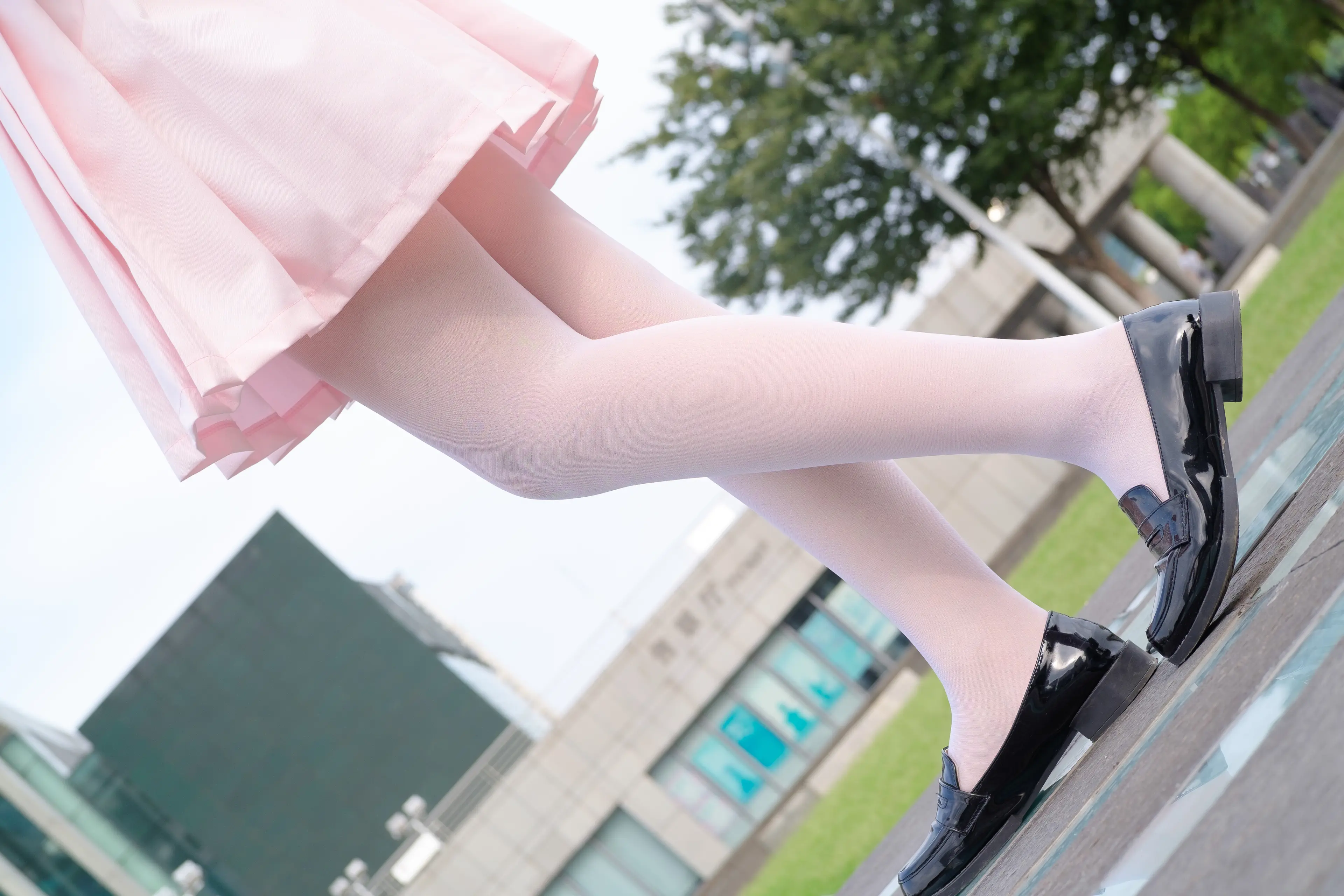 森萝财团 R15 粉红卡哇伊 [75P]