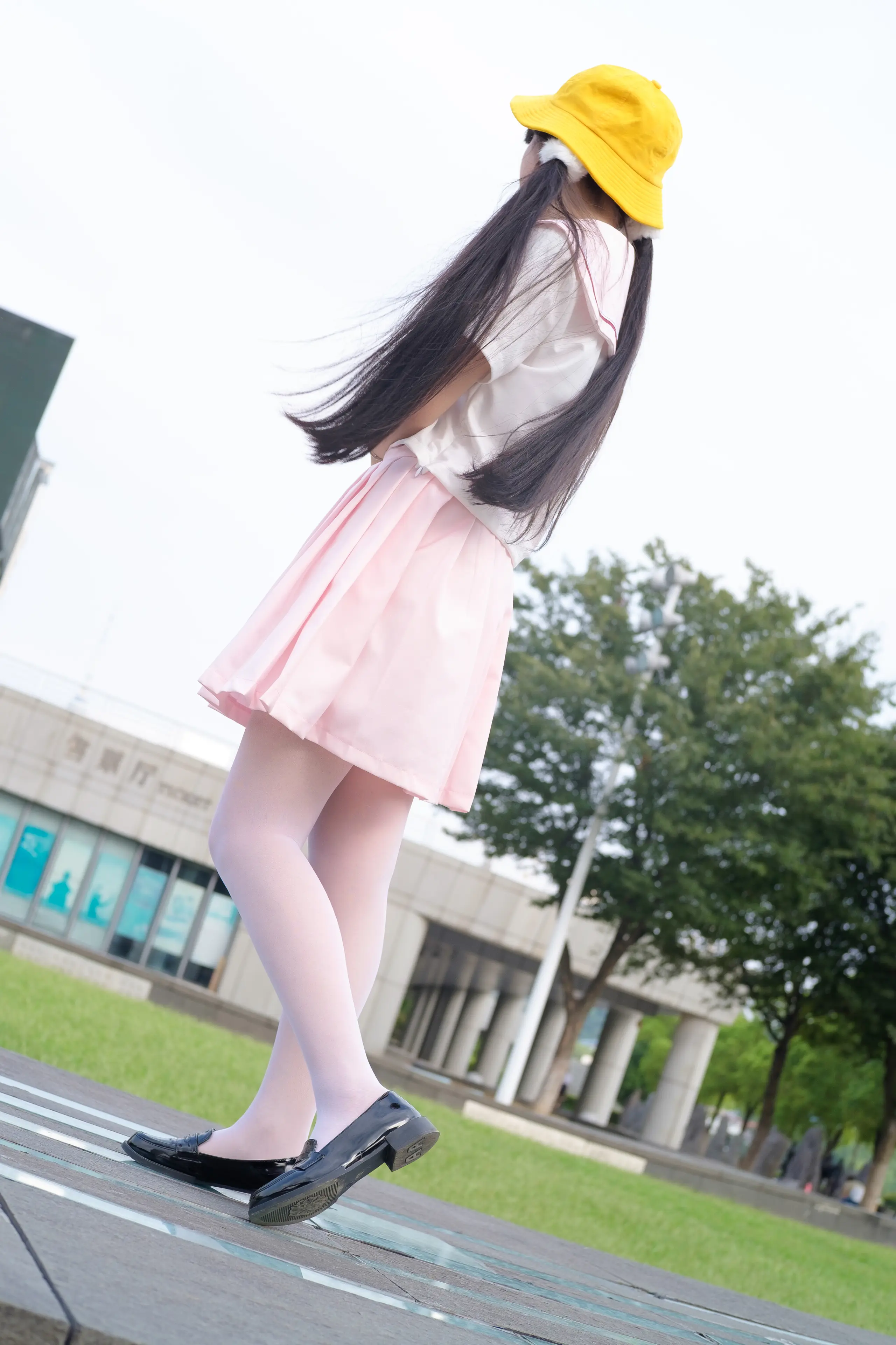 森萝财团 R15 粉红卡哇伊 [75P]