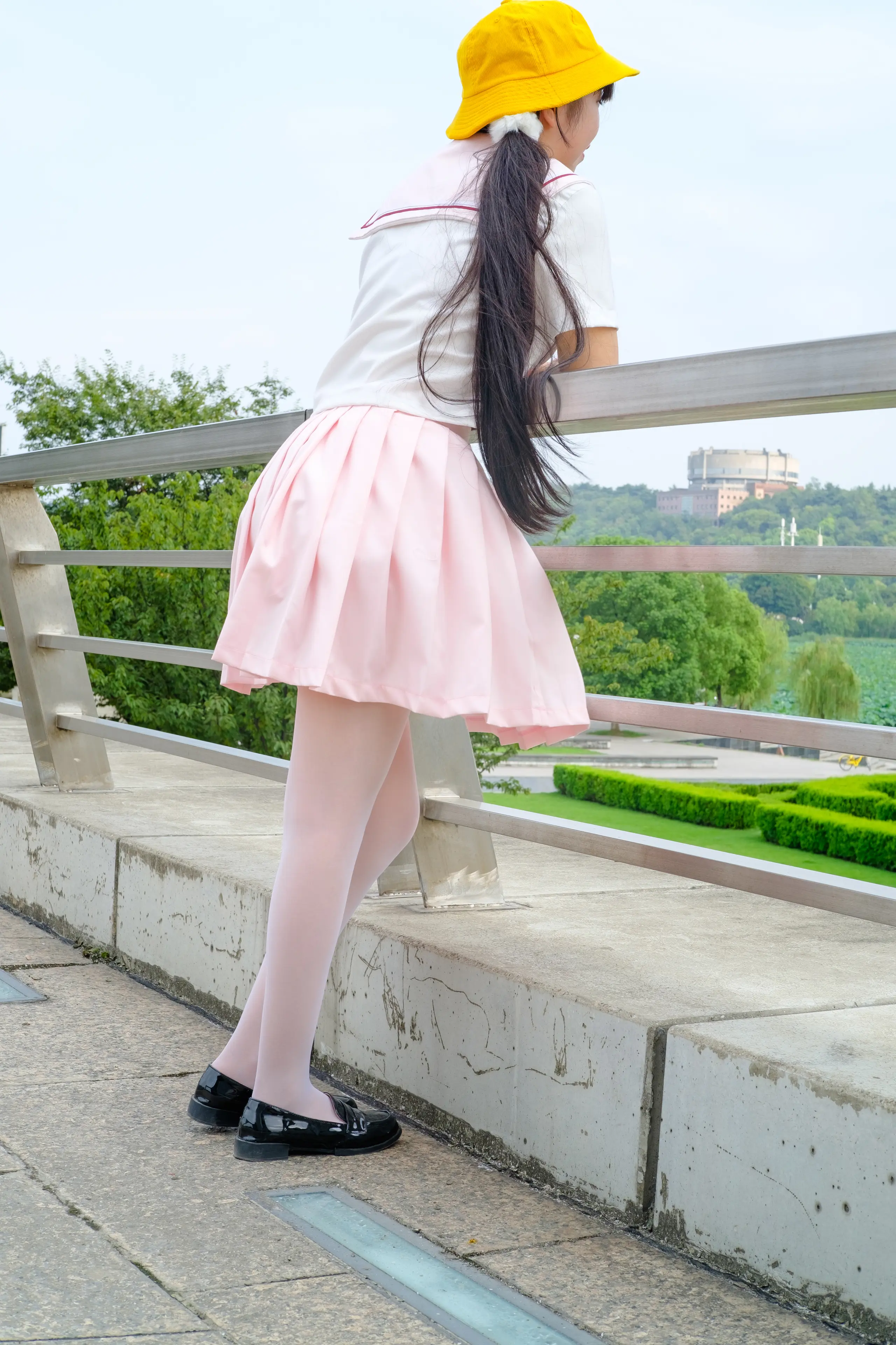 森萝财团 R15 粉红卡哇伊 [75P]