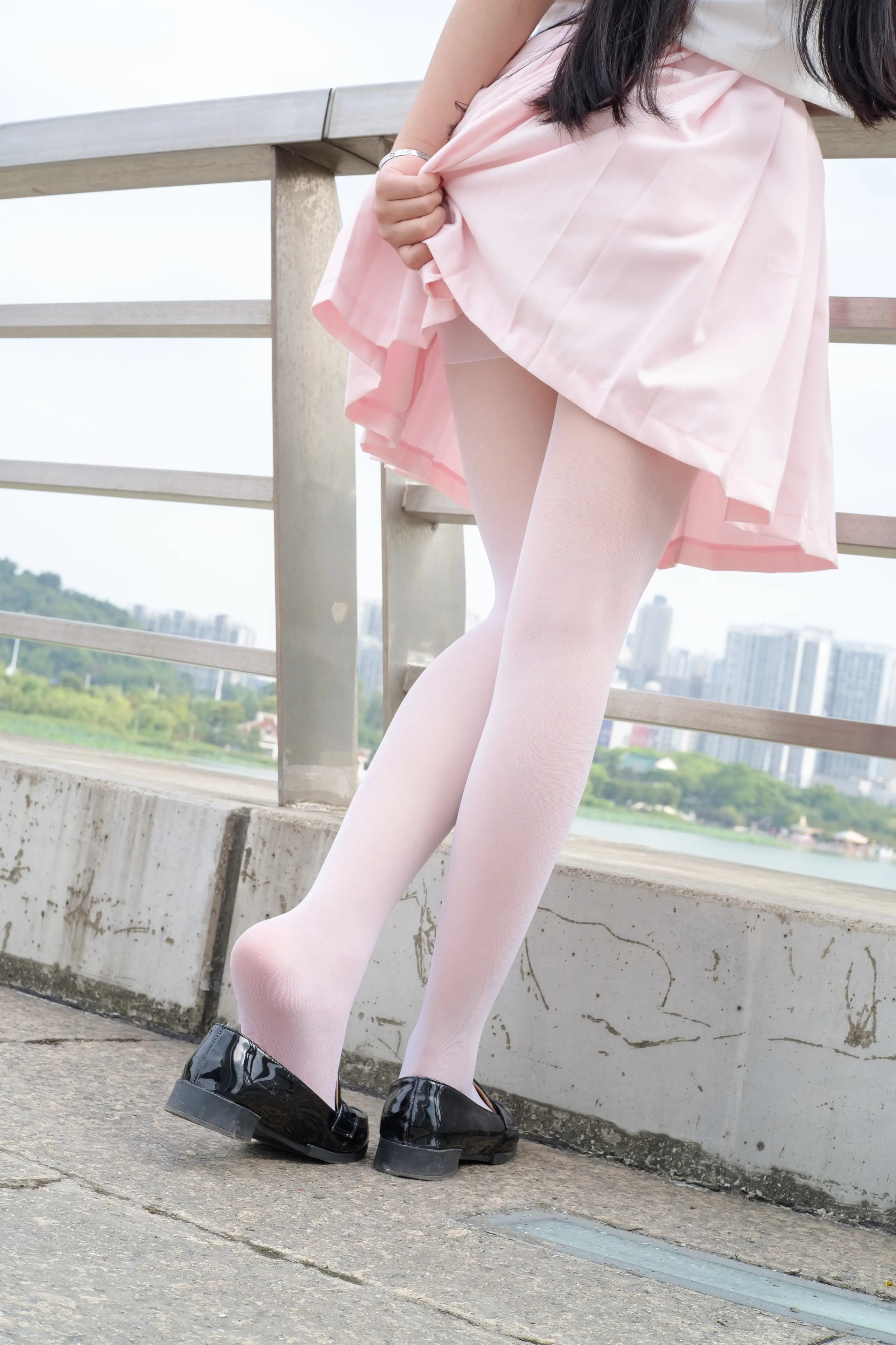 森萝财团 R15 粉红卡哇伊 [75P]