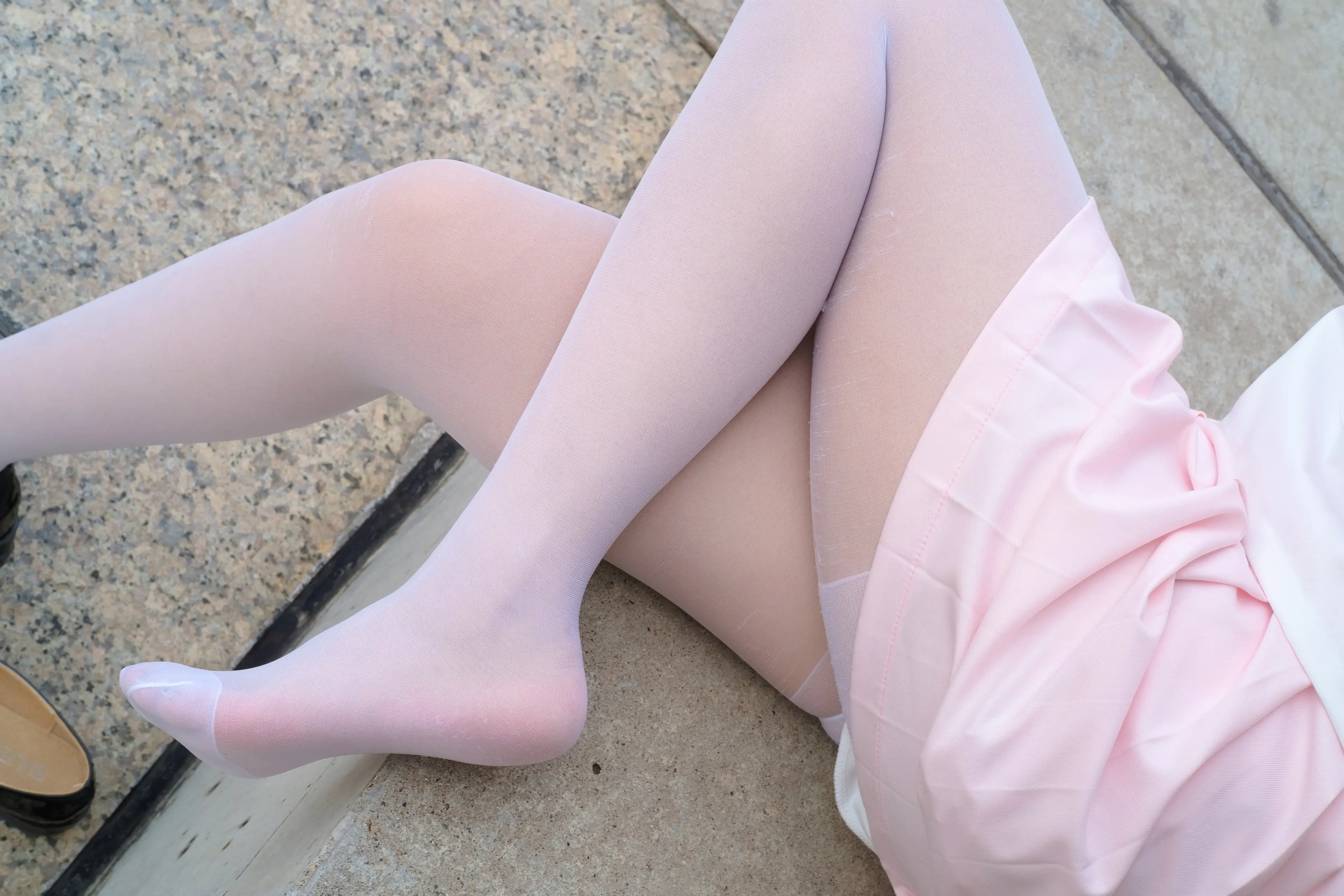 森萝财团 R15 粉红卡哇伊 [75P]