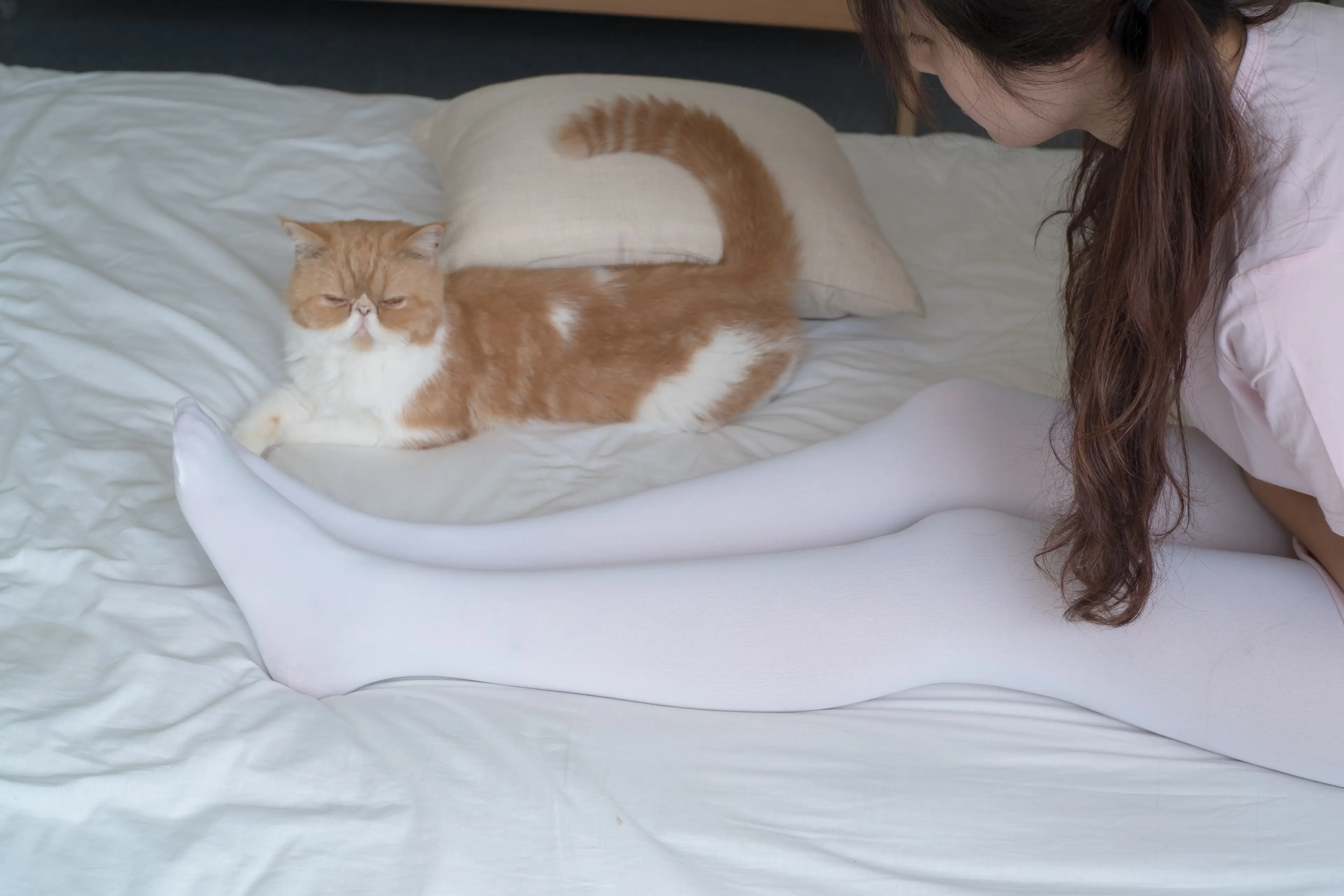 森萝财团 R15 粉红少女白丝美足 [107P]