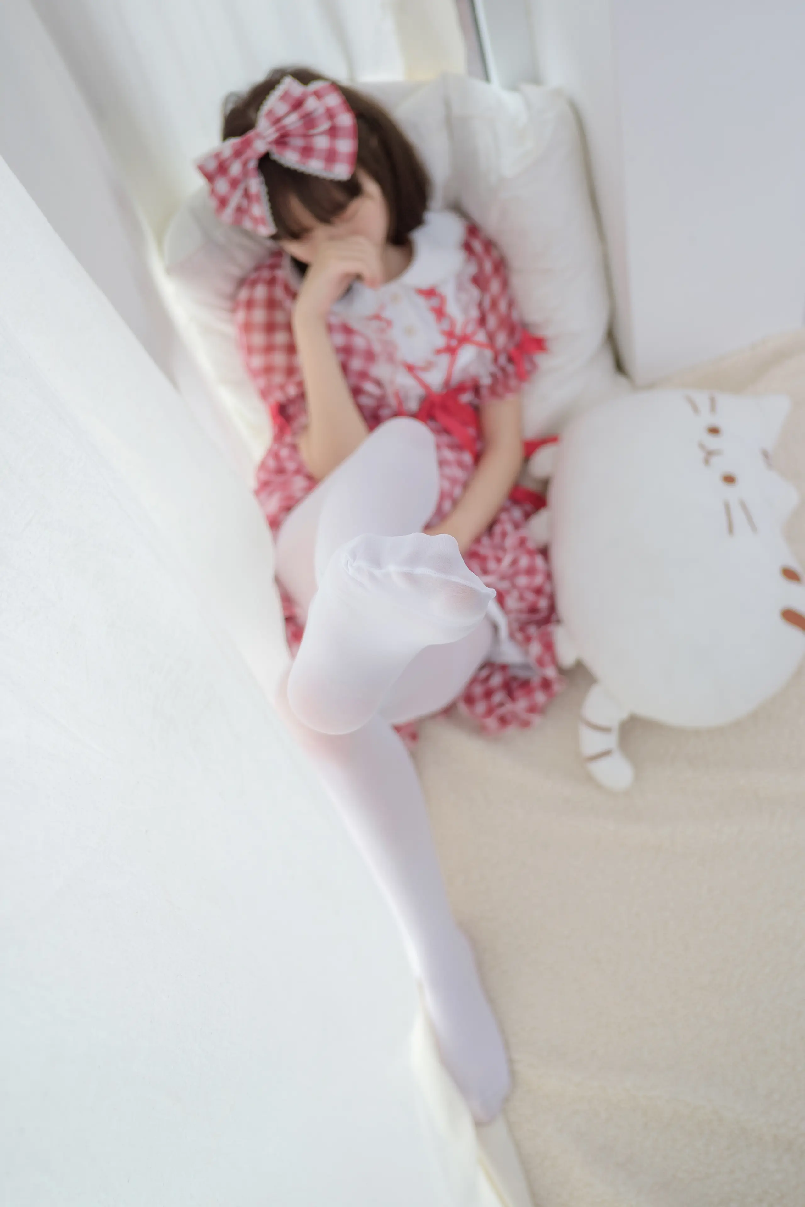 森萝财团 R15 红色格子裙白丝MM [67P]