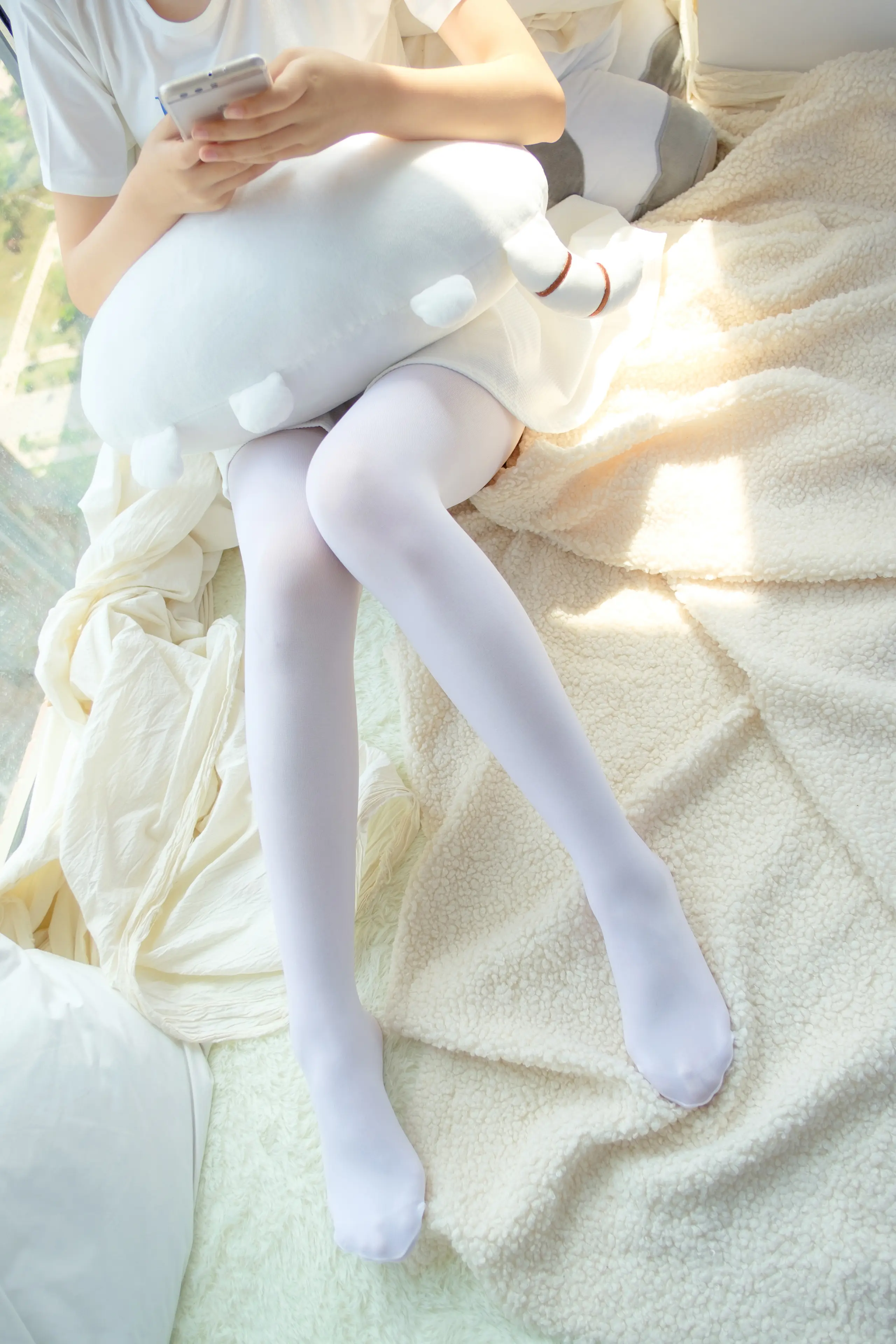 森萝财团 R15 纯白之恋 [111P]