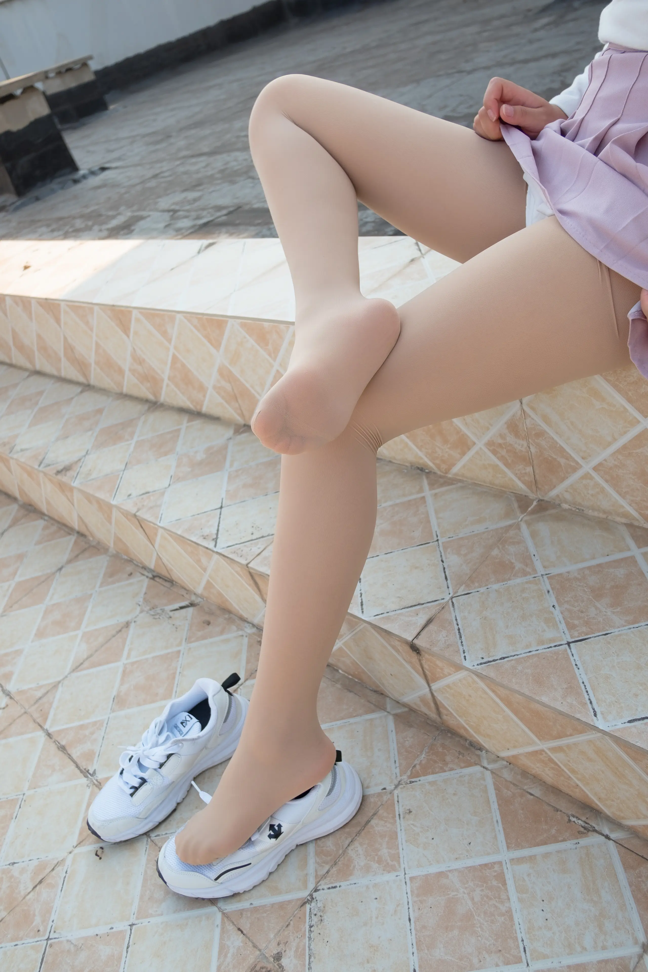 森萝财团 R15 肉丝大胸妹 [96P]