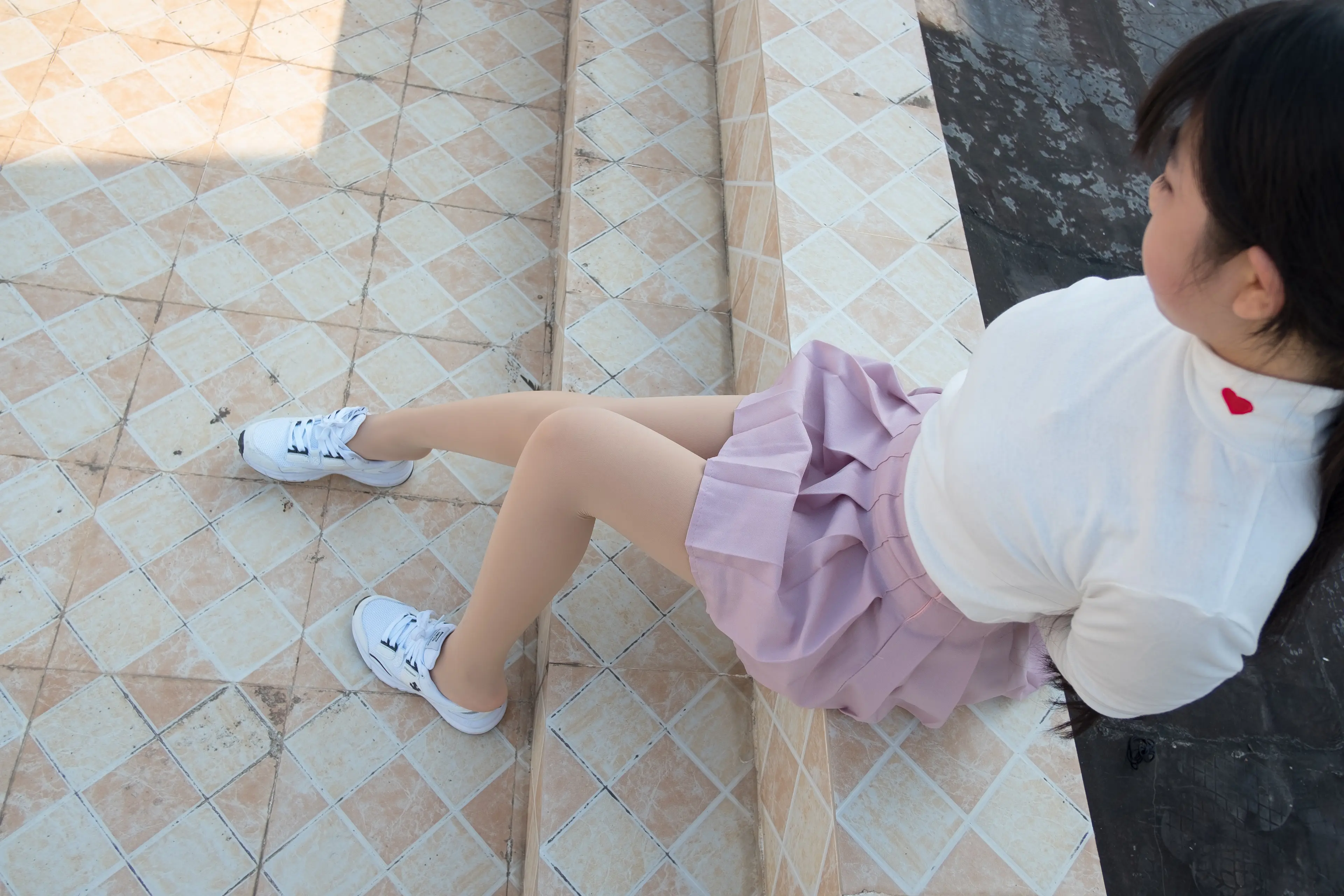 森萝财团 R15 肉丝大胸妹 [96P]