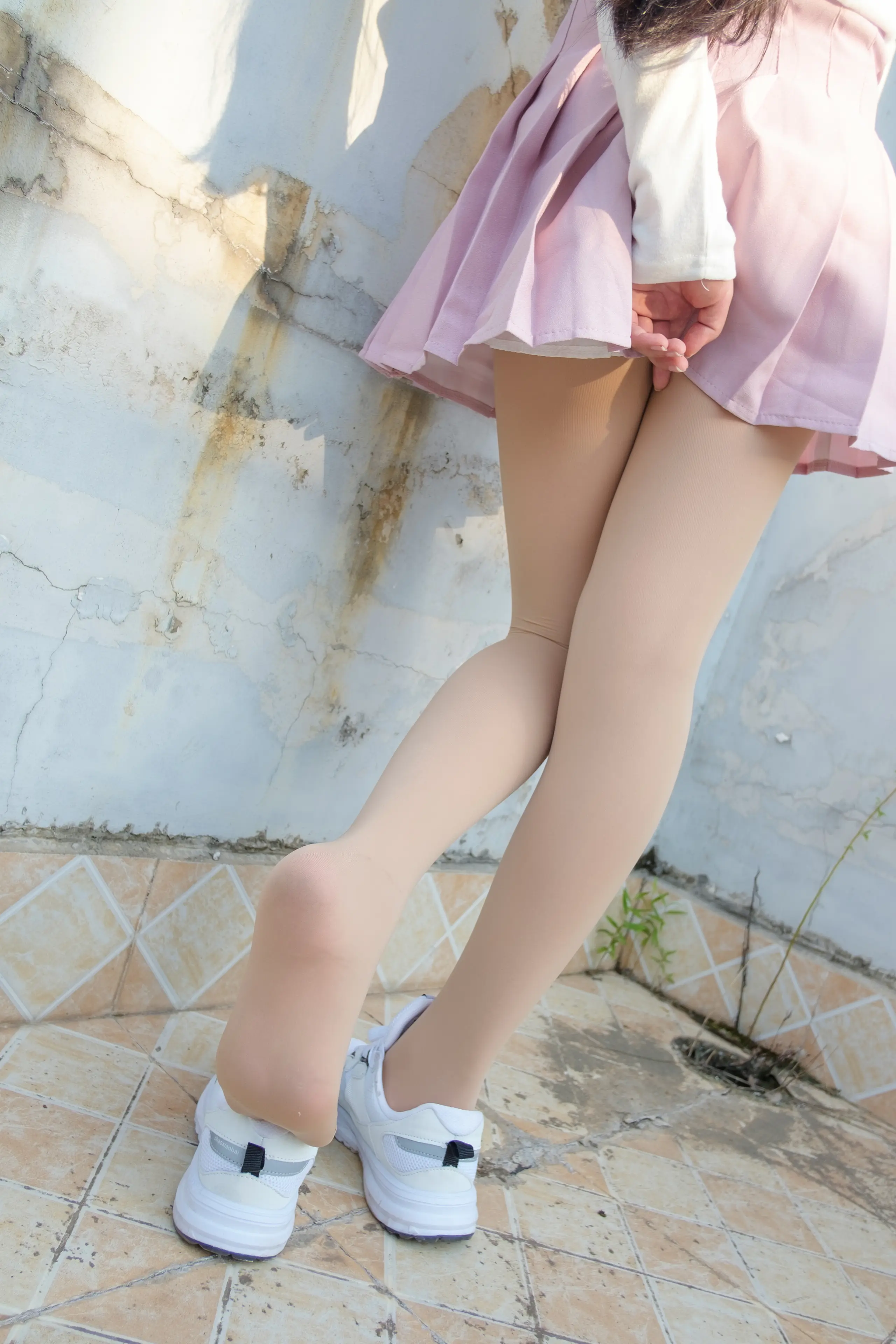 森萝财团 R15 肉丝大胸妹 [96P]